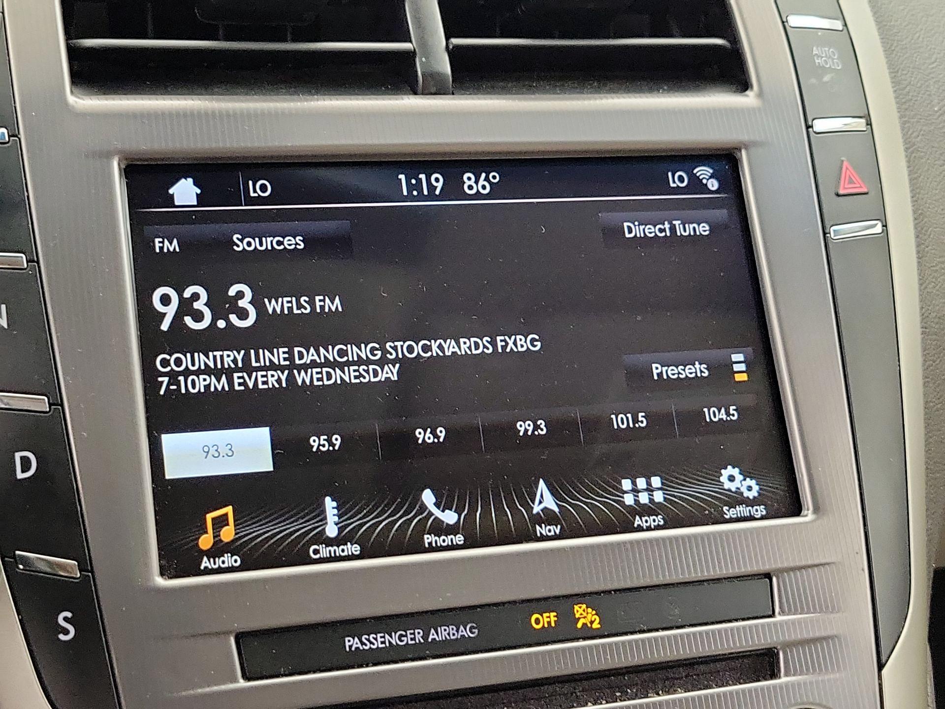 Thumbnail: 2019 Lincoln MKZ - 16
