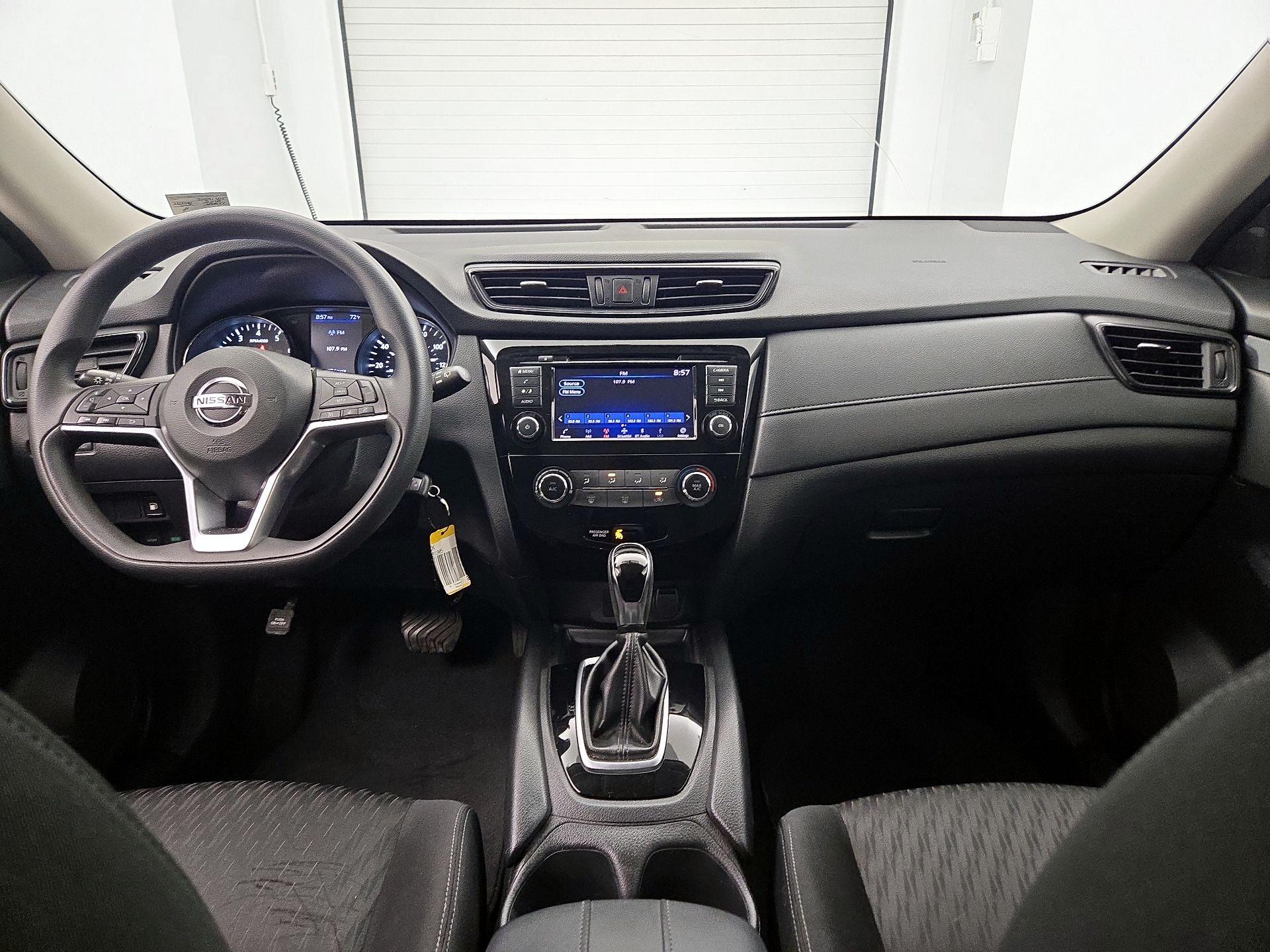 Thumbnail: 2018 Nissan Rogue - 9