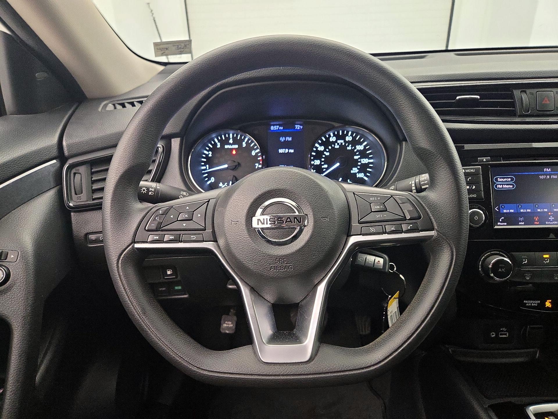 Thumbnail: 2018 Nissan Rogue - 10