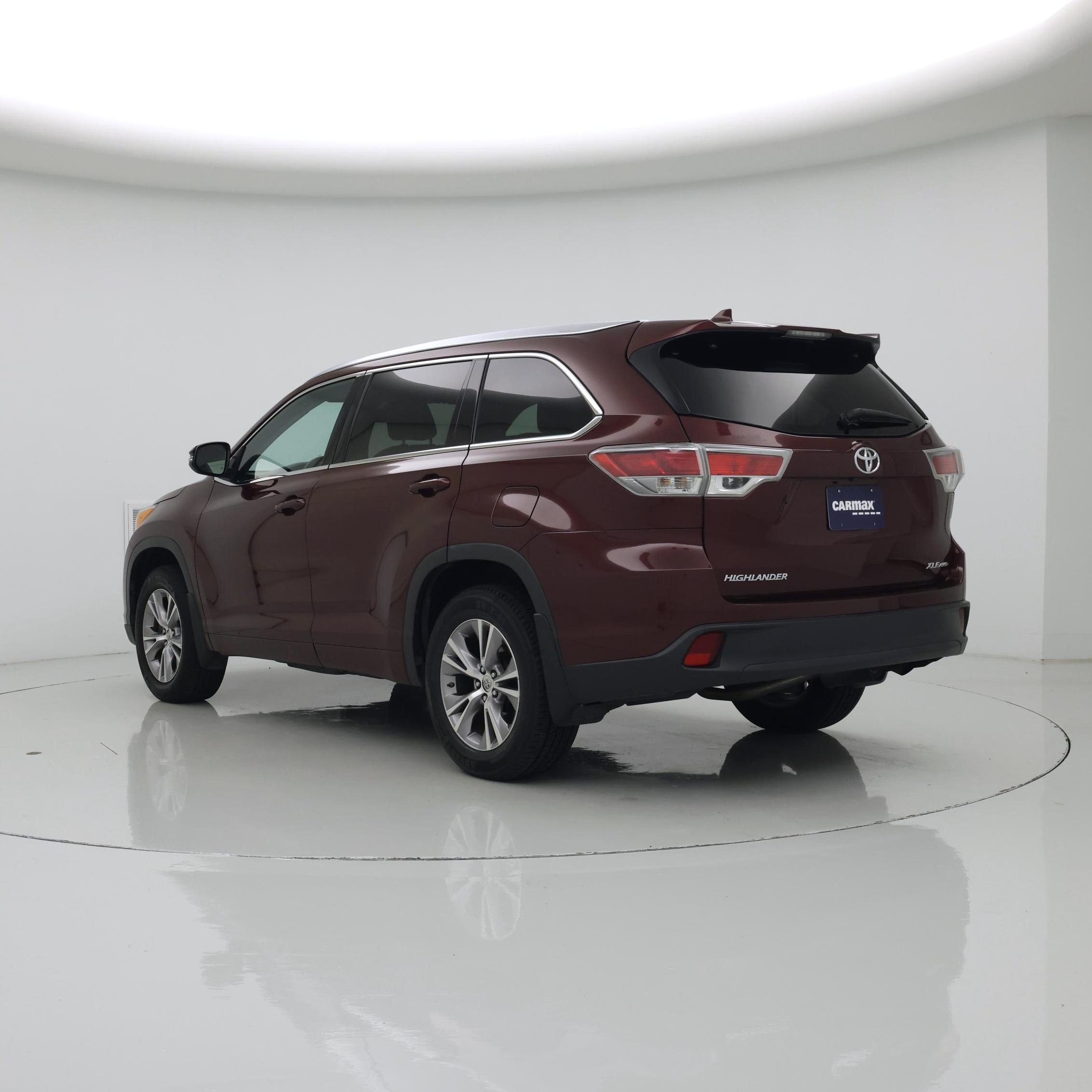 Thumbnail: 2014 Toyota Highlander - 2