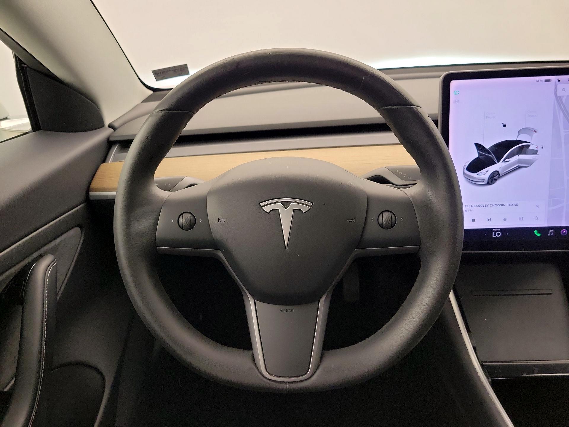 Thumbnail: 2020 Tesla Model 3 - 10