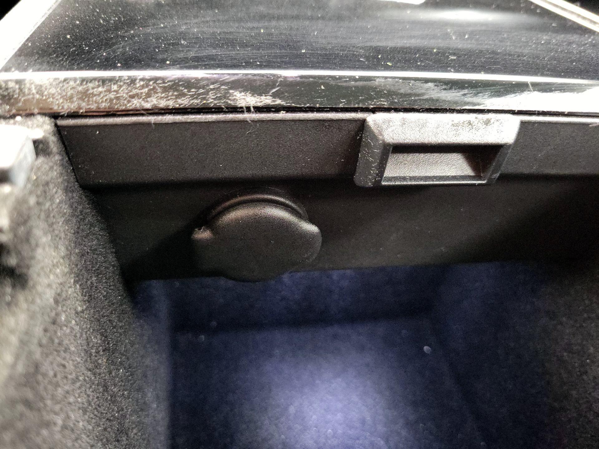 Thumbnail: 2020 Tesla Model 3 - 18