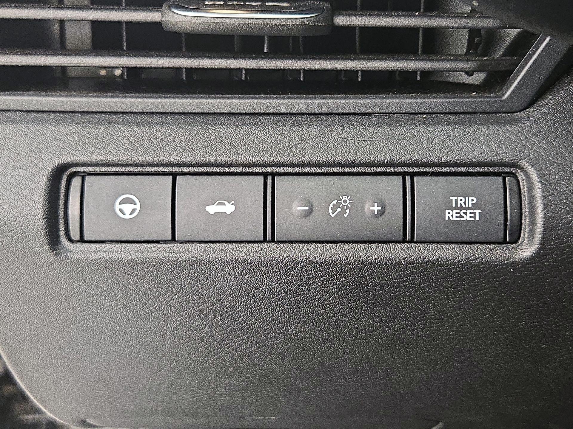 Thumbnail: 2019 Nissan Altima - 13