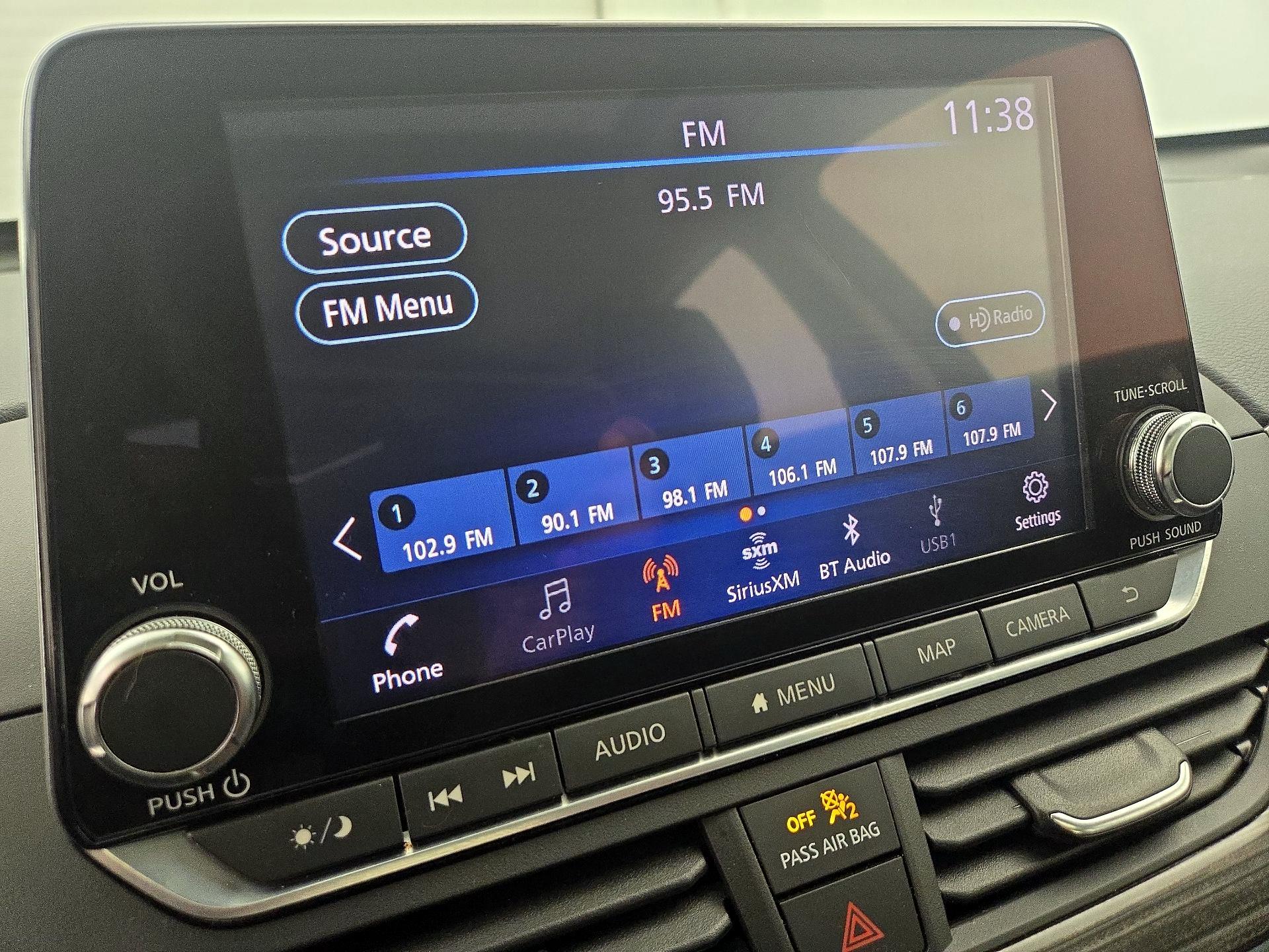 Thumbnail: 2019 Nissan Altima - 16
