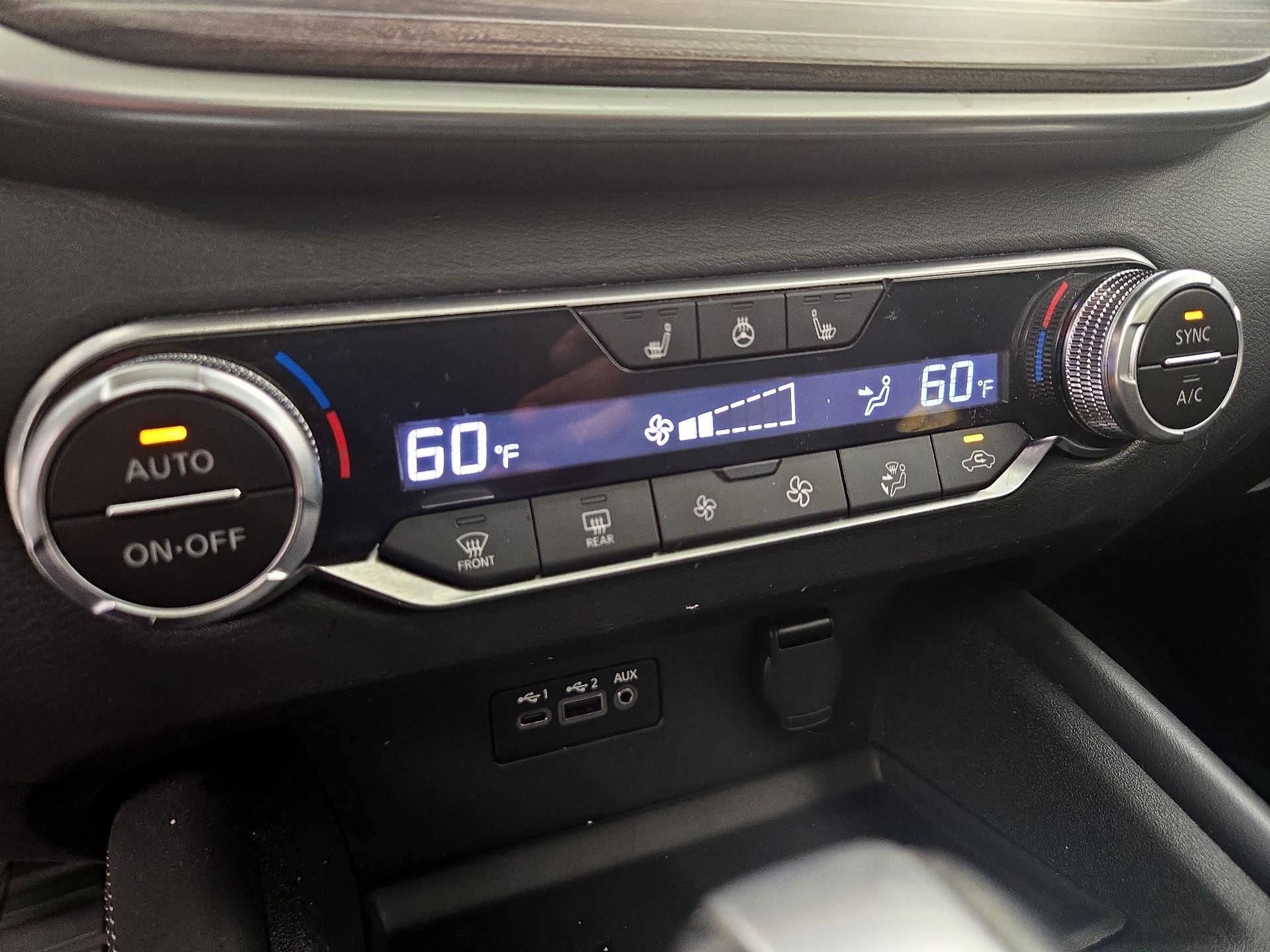 Thumbnail: 2019 Nissan Altima - 17