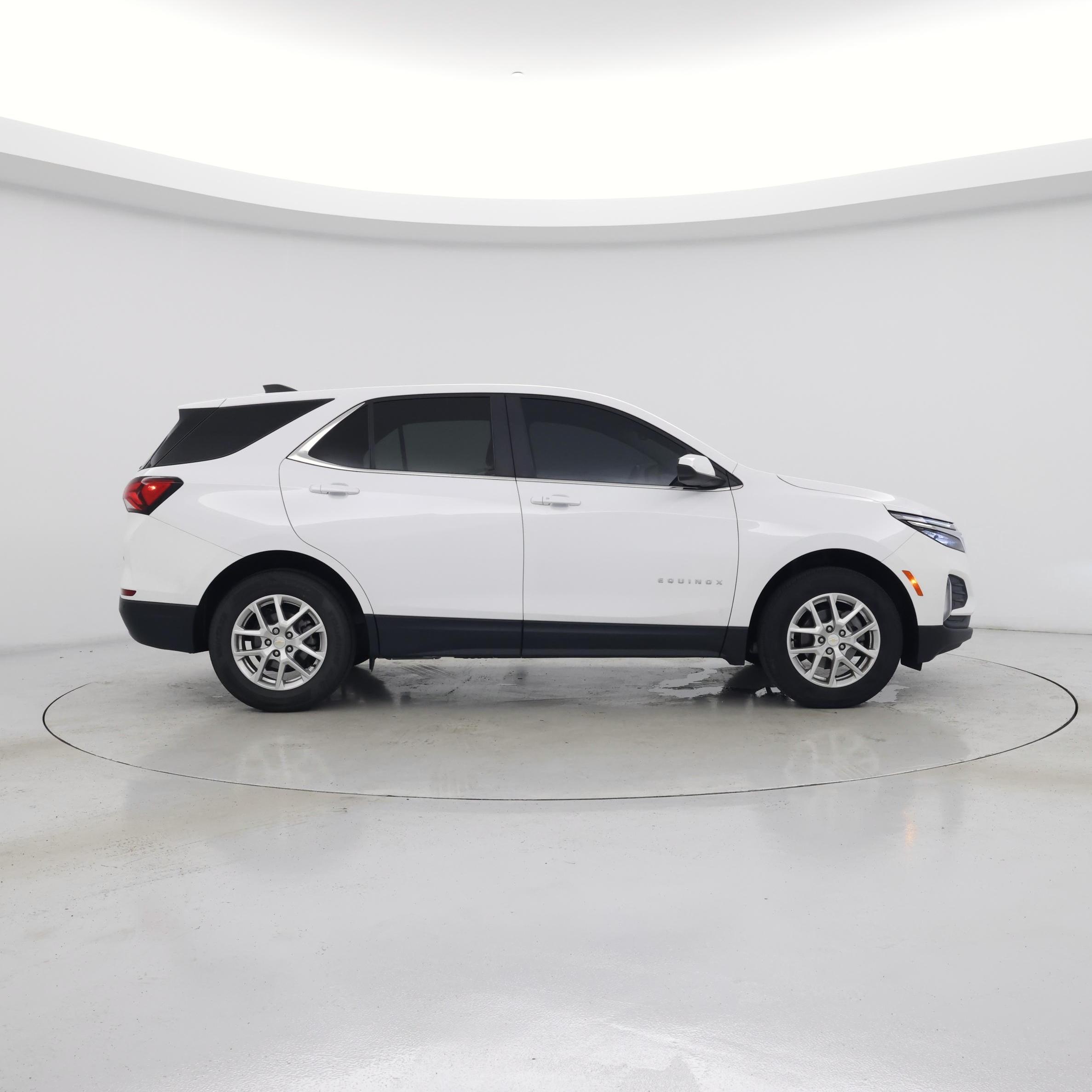 Thumbnail: 2022 Chevrolet Equinox - 7