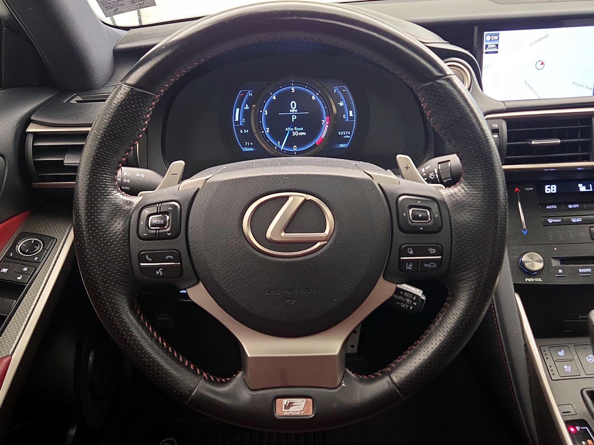 Thumbnail: 2018 Lexus IS - 10