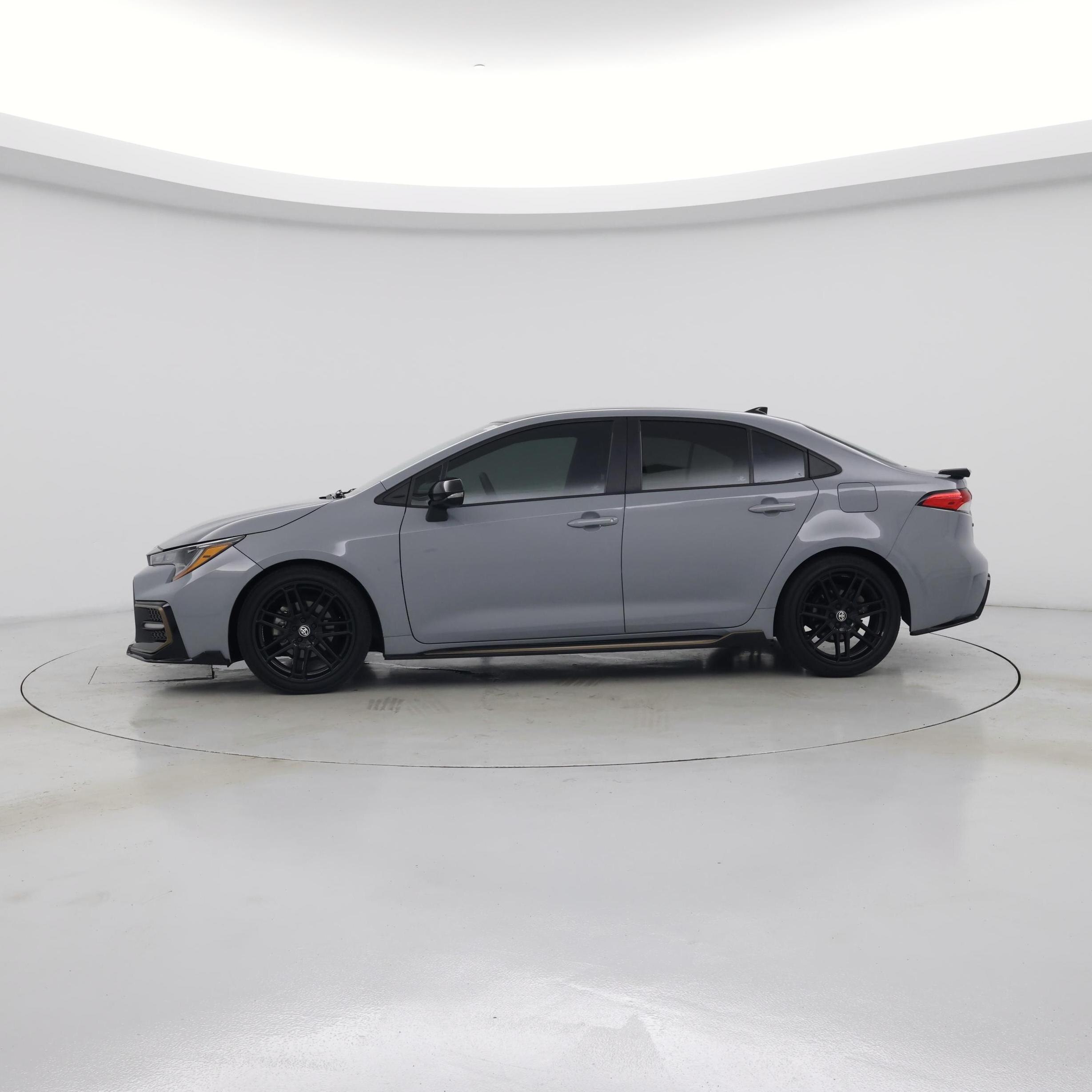 Thumbnail: 2021 Toyota Corolla - 3