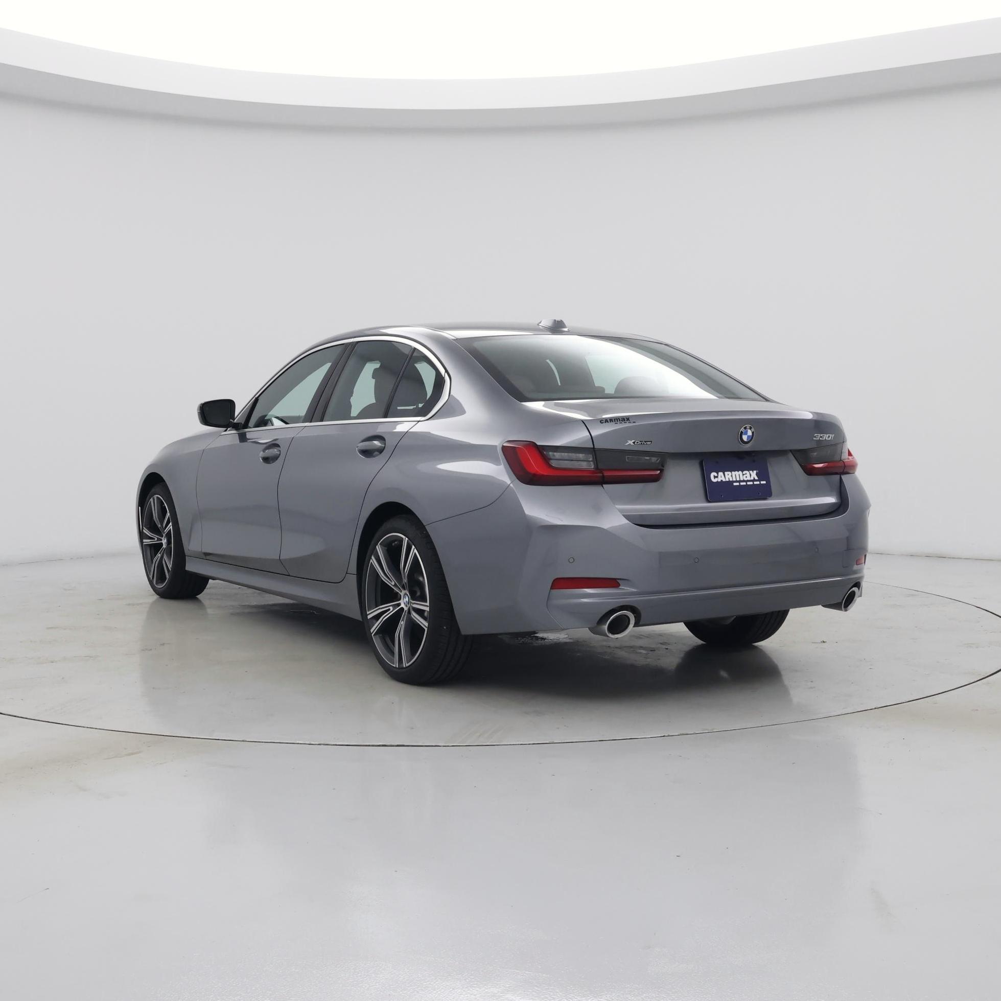 Thumbnail: 2024 BMW 3 Series - 2