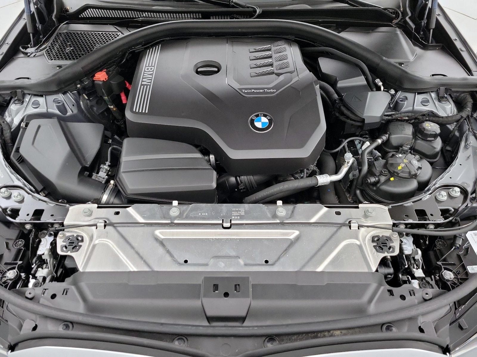 2024 BMW 3 Series 330i - Photo 24