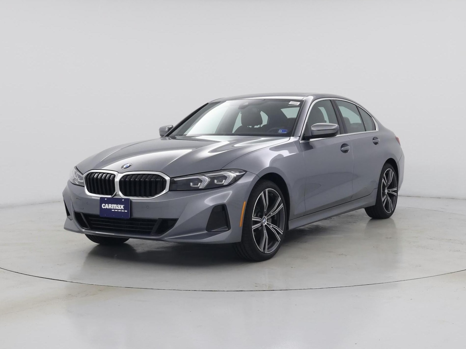 2024 BMW 3 Series 330i - Photo 5