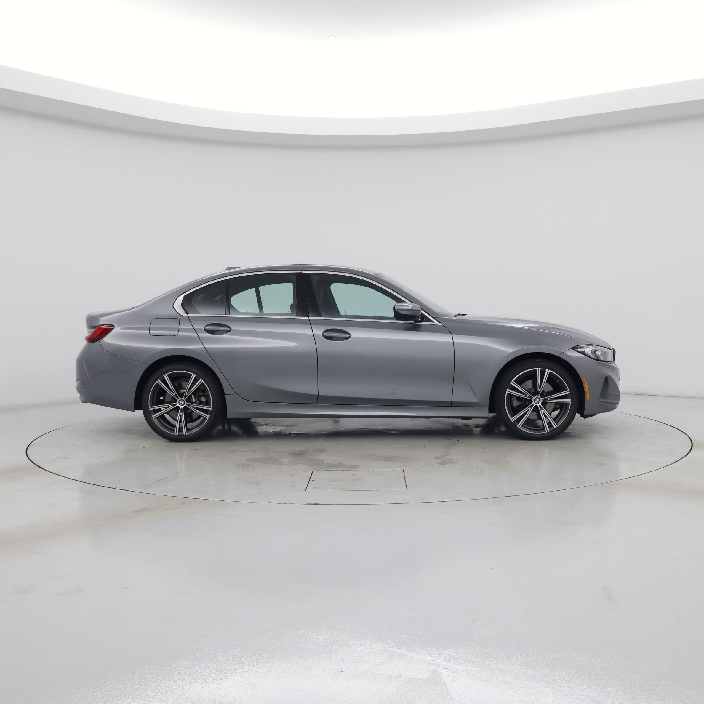 Thumbnail: 2024 BMW 3 Series - 7
