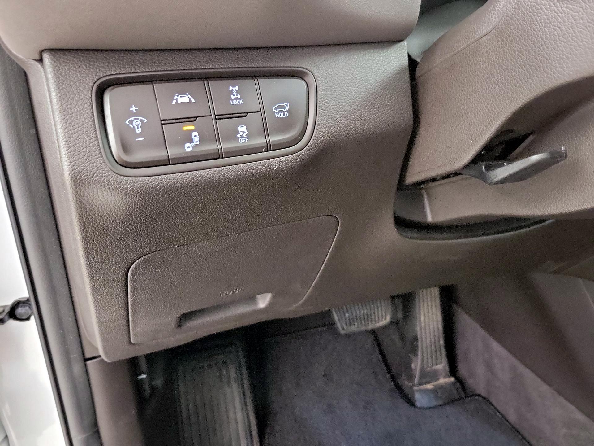 Thumbnail: 2019 Hyundai Santa Fe - 13