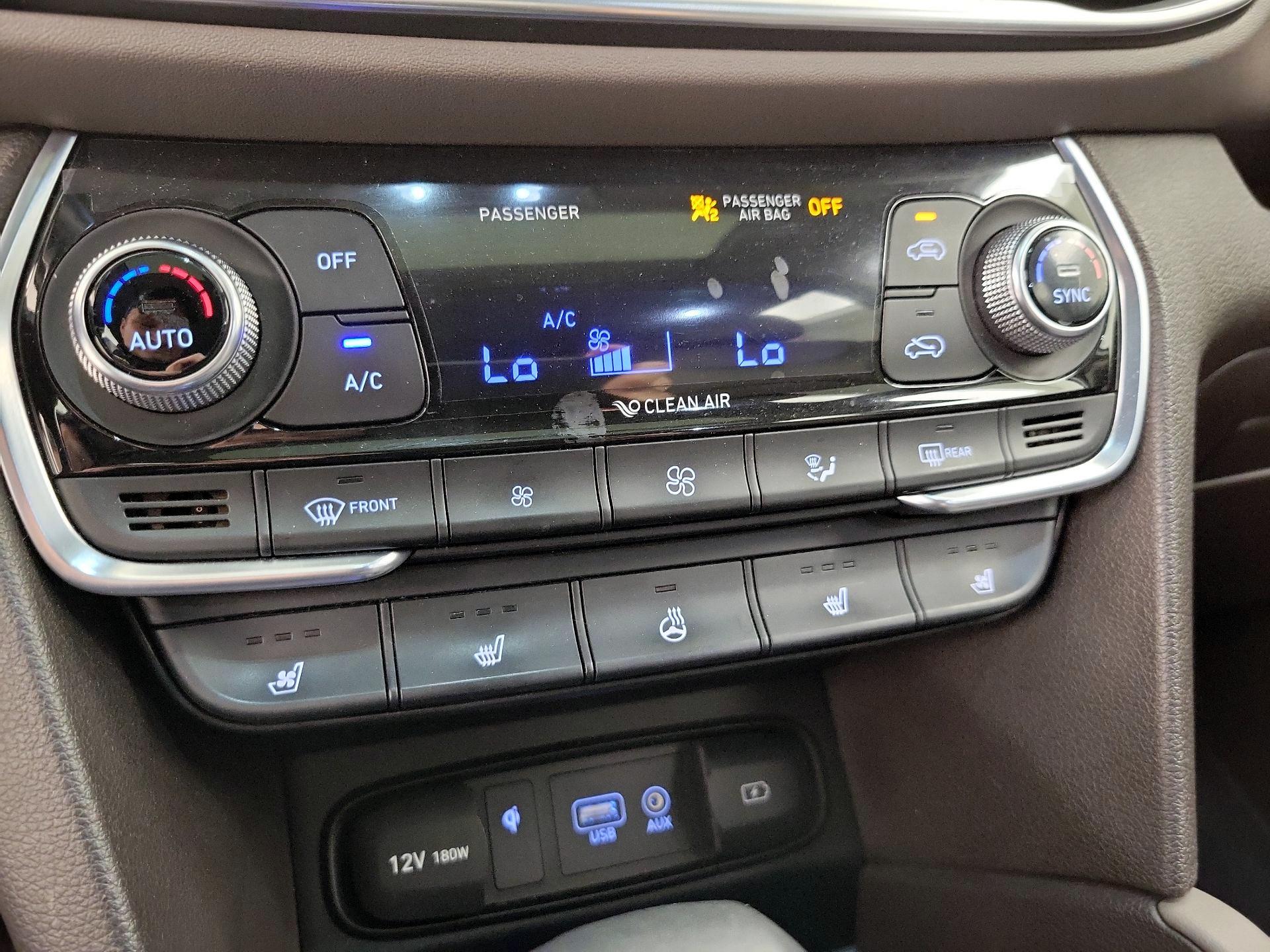 Thumbnail: 2019 Hyundai Santa Fe - 16