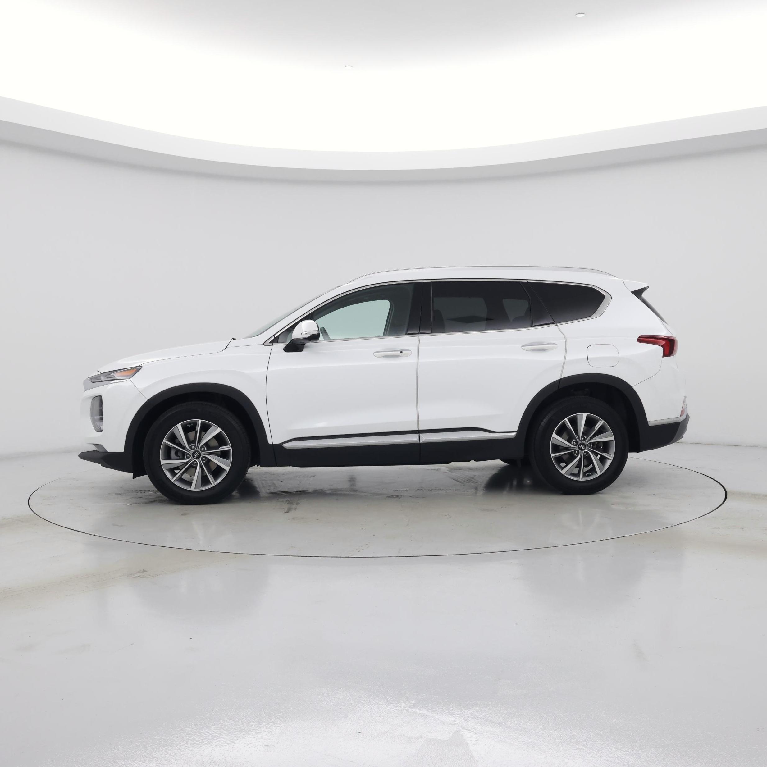 Thumbnail: 2019 Hyundai Santa Fe - 3
