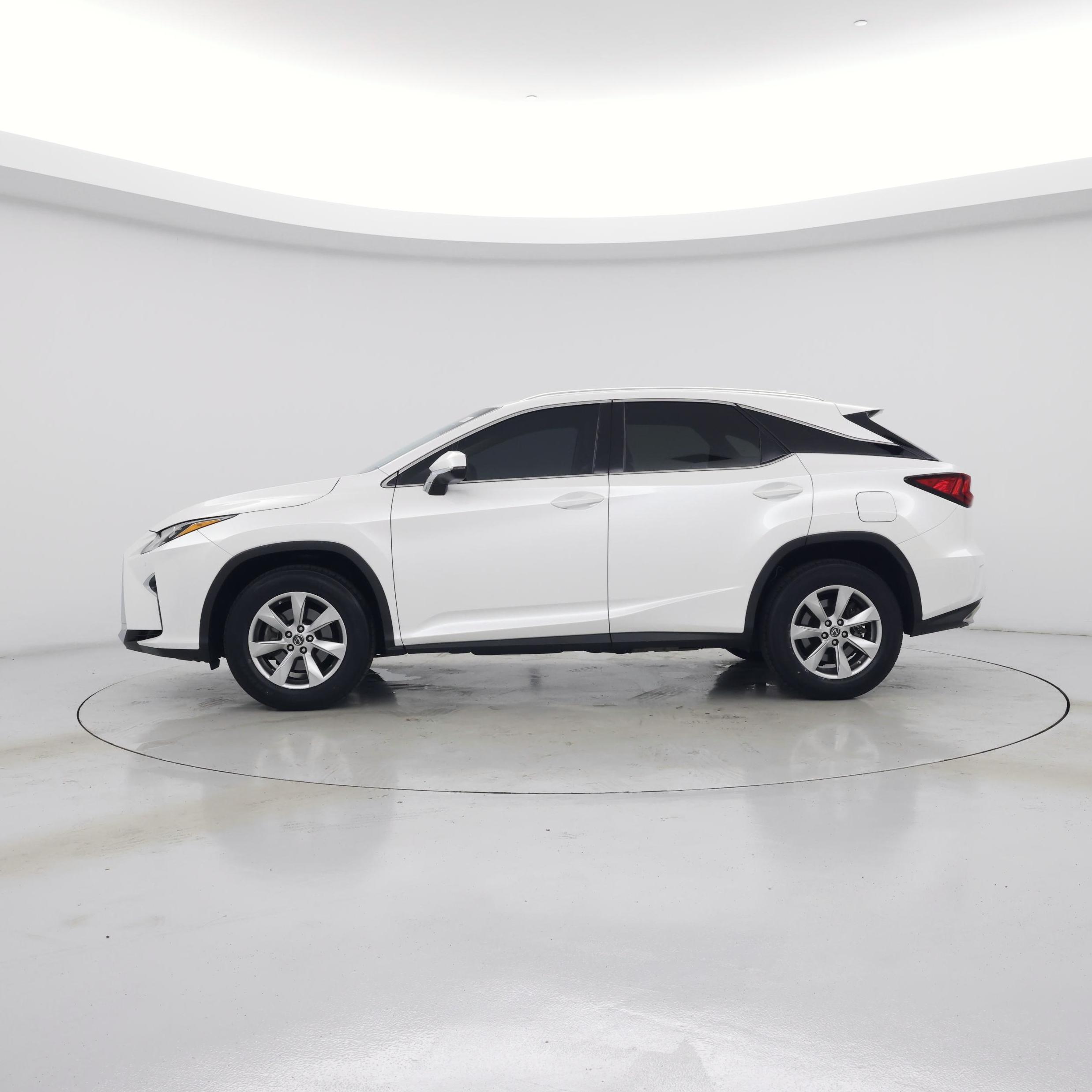 Thumbnail: 2018 Lexus RX - 3
