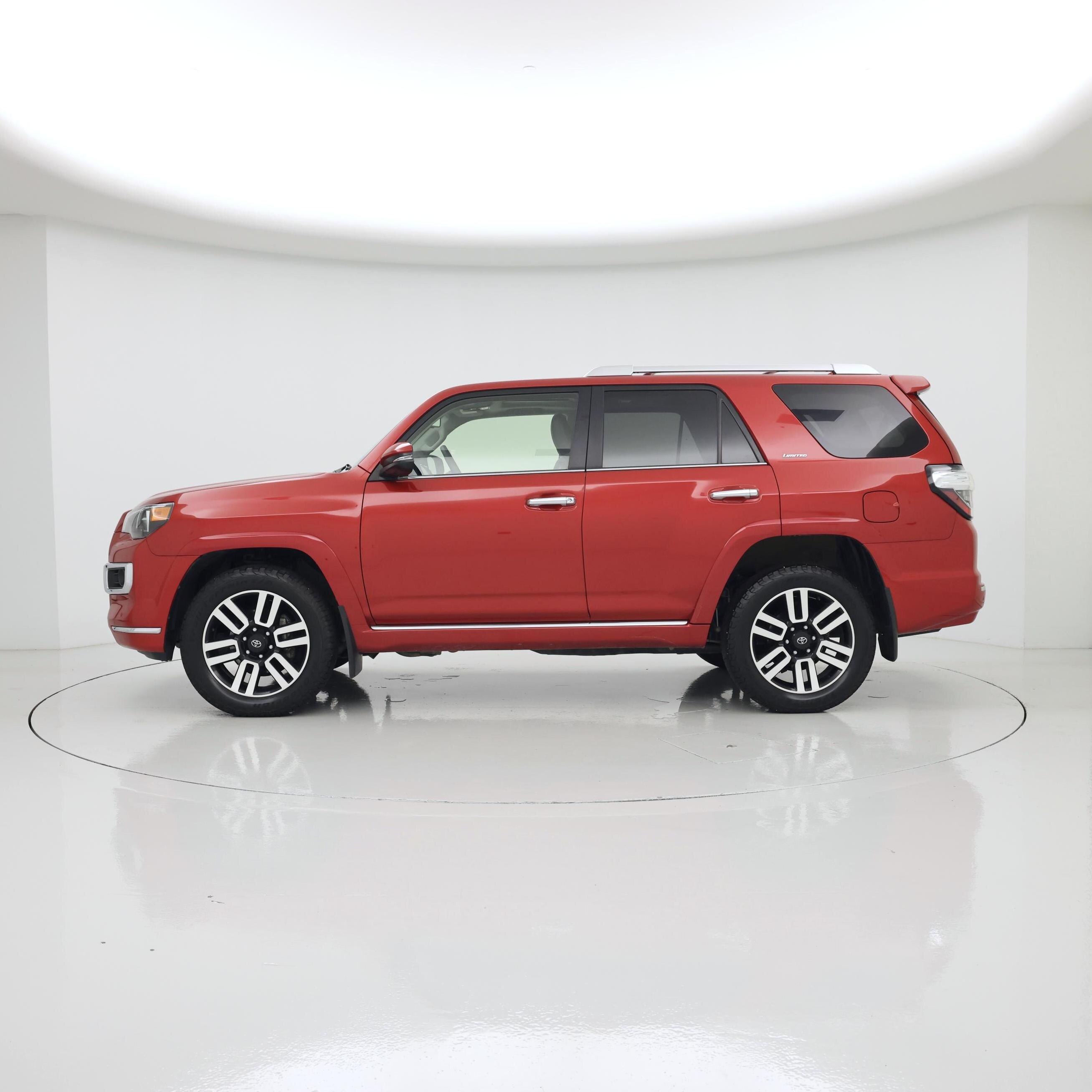 Thumbnail: 2022 Toyota 4Runner - 3