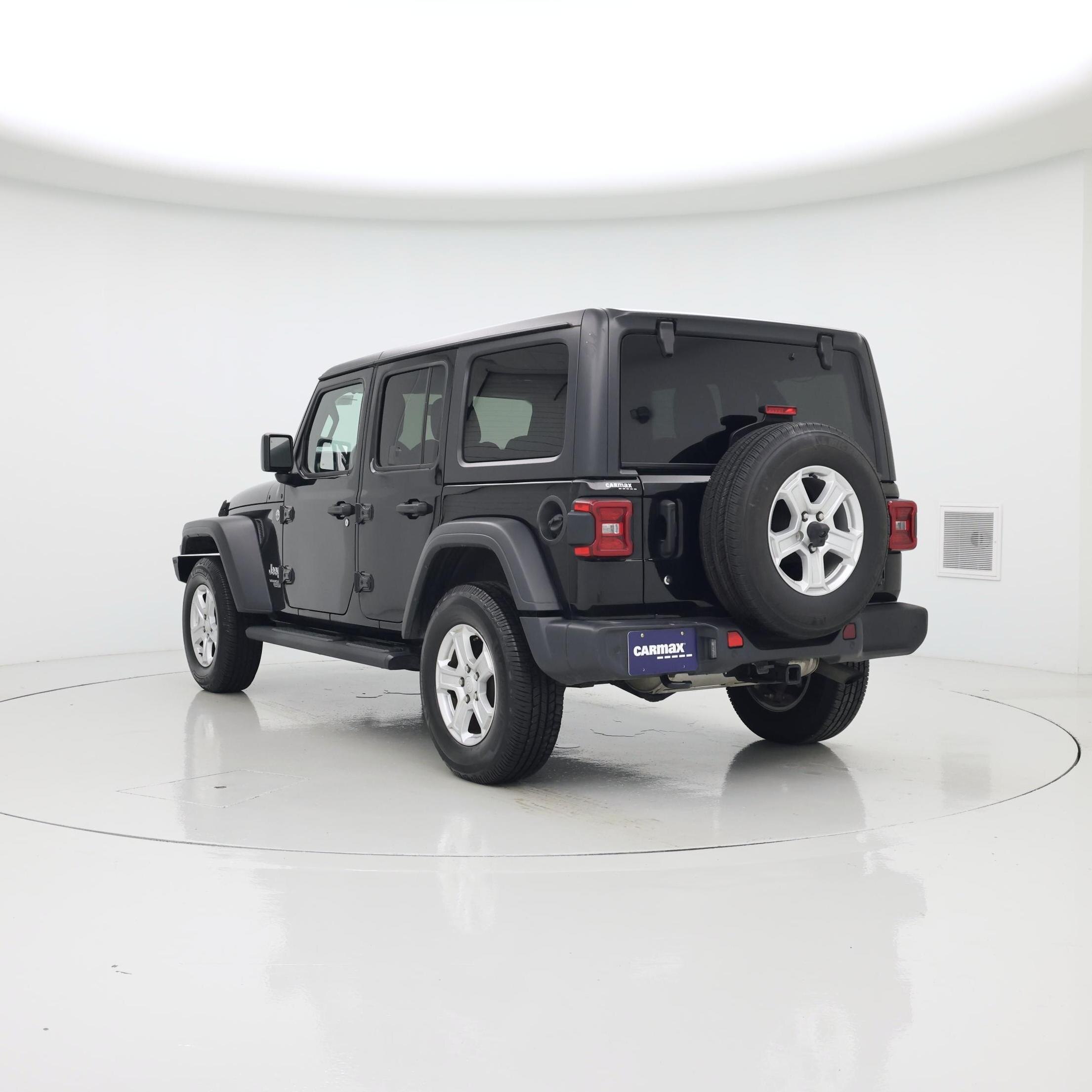 Thumbnail: 2019 Jeep Wrangler - 2