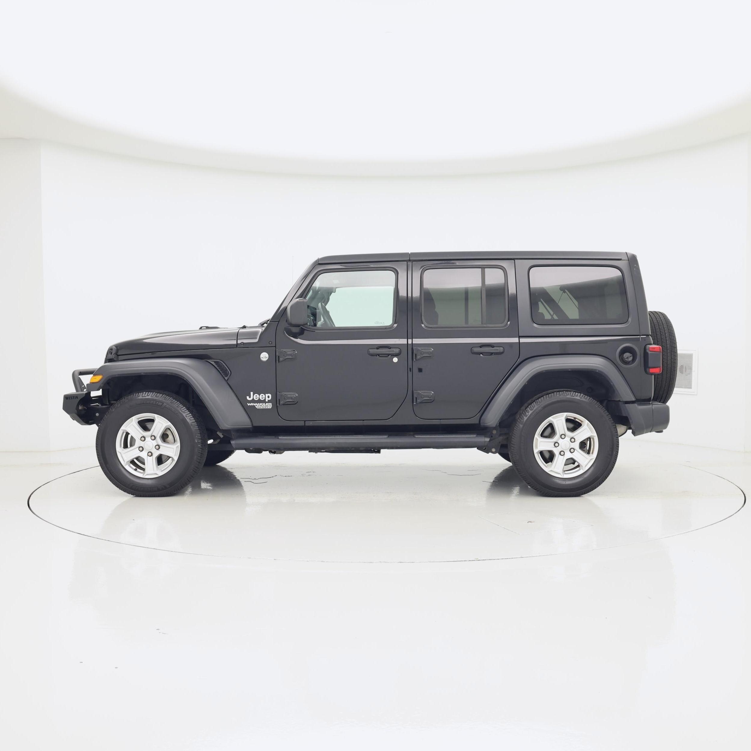 Thumbnail: 2019 Jeep Wrangler - 3
