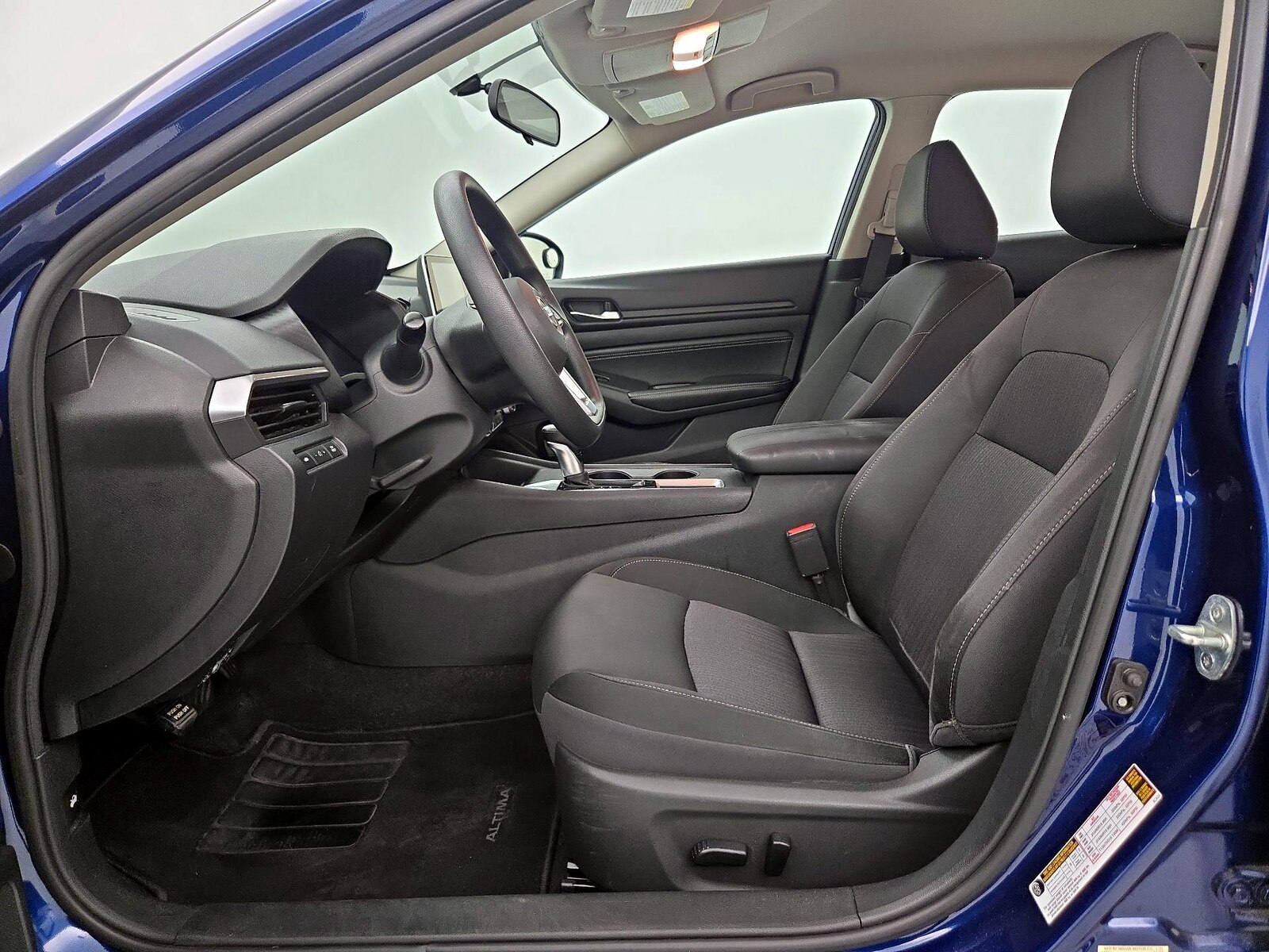 Power Seat(s) & Side Airbags