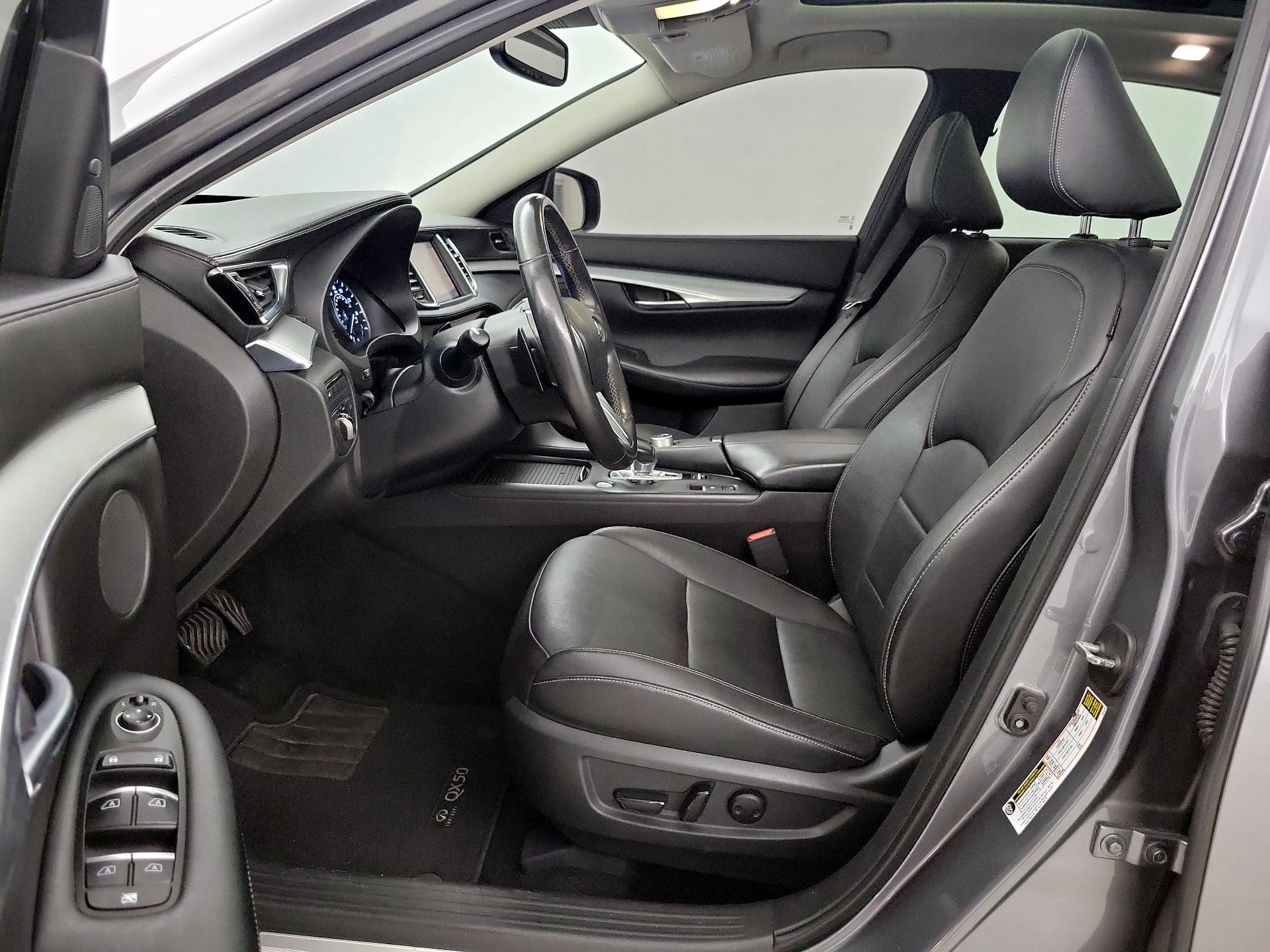 Thumbnail: 2019 INFINITI QX50 - 11