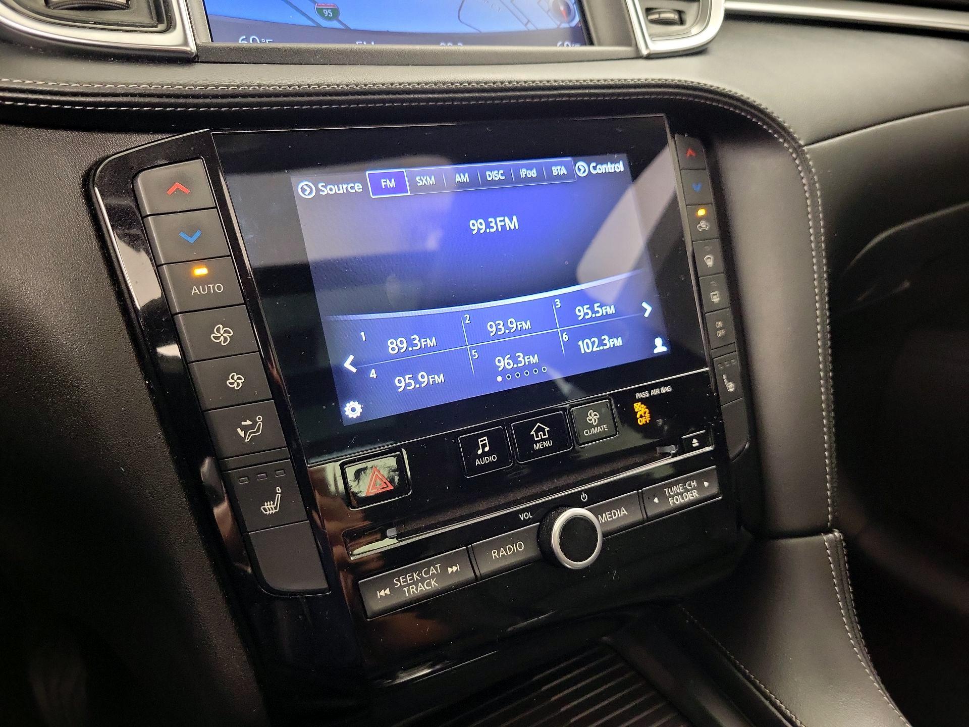 Thumbnail: 2019 INFINITI QX50 - 16
