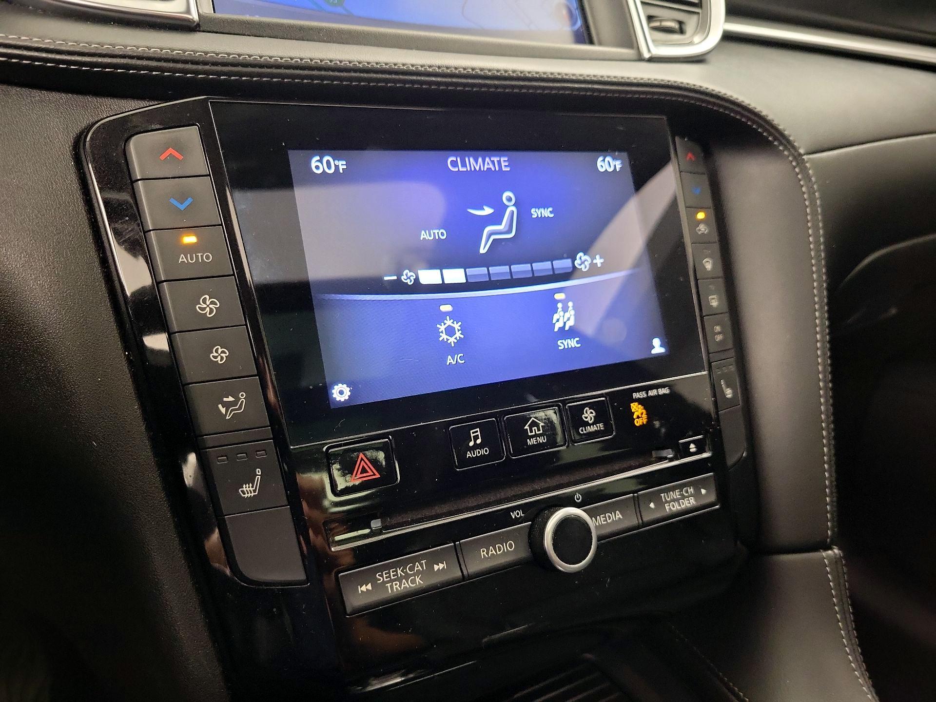 Thumbnail: 2019 INFINITI QX50 - 17