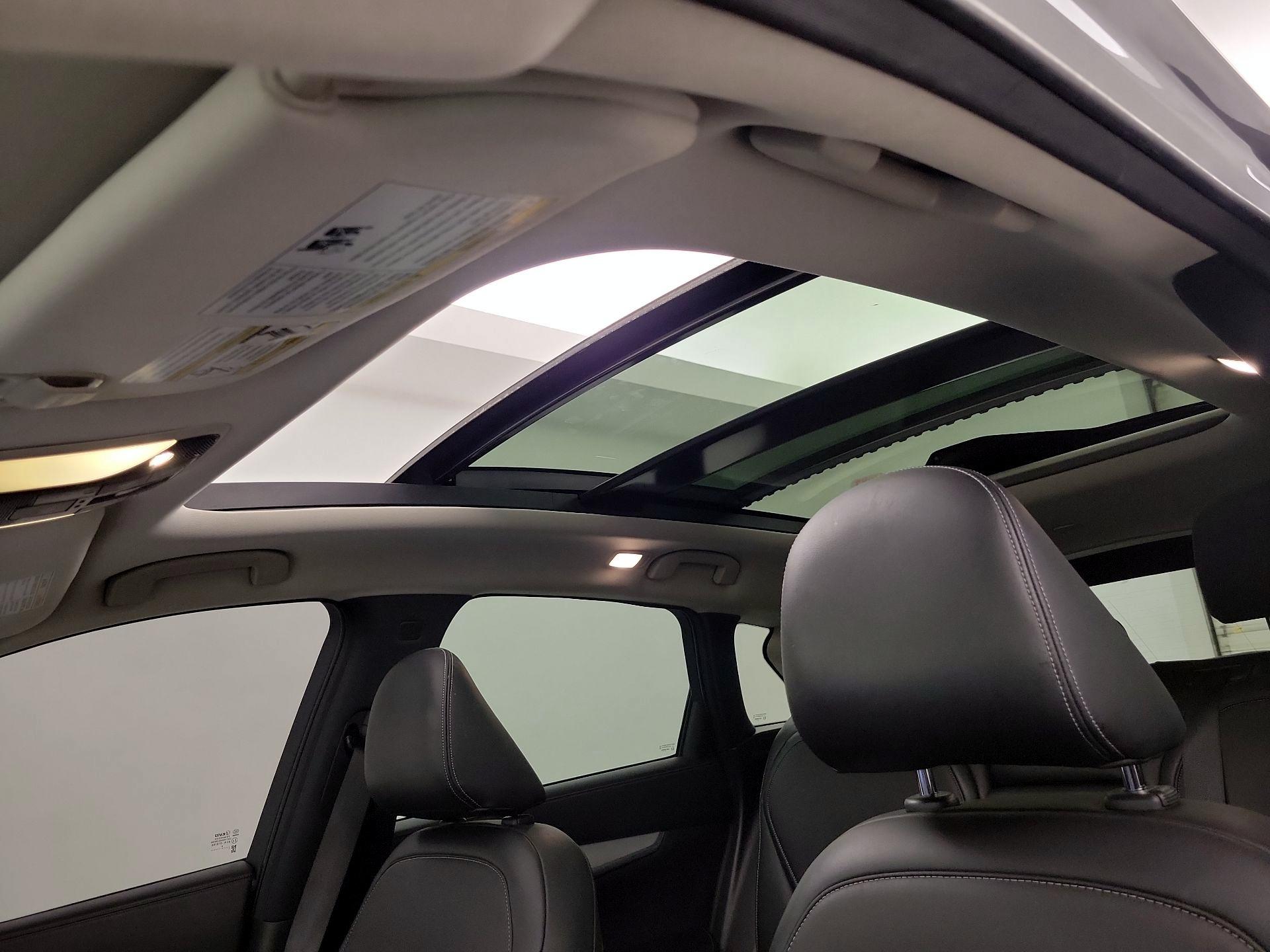 Thumbnail: 2019 INFINITI QX50 - 20