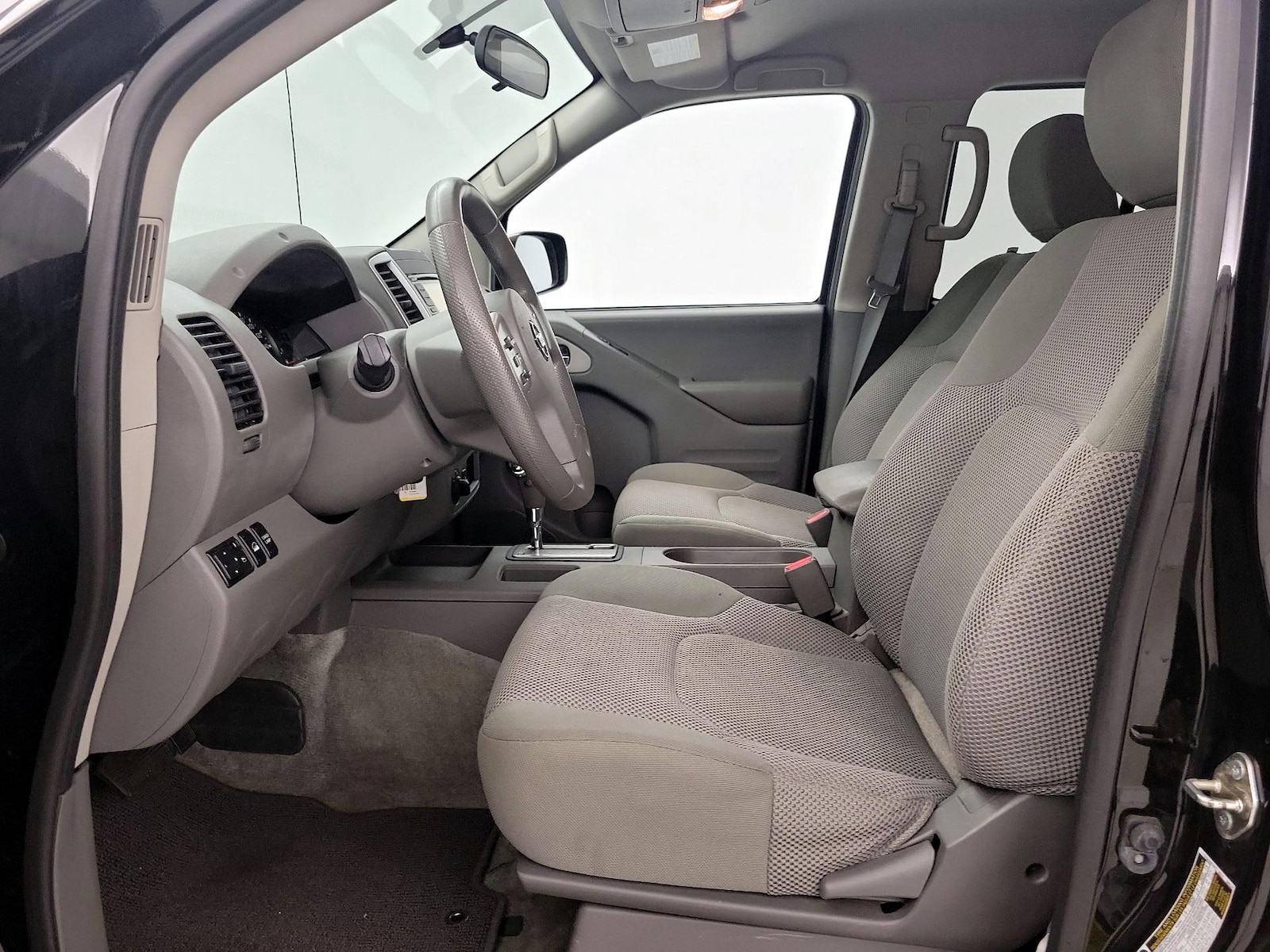 2018 Nissan Frontier SV - Photo 12