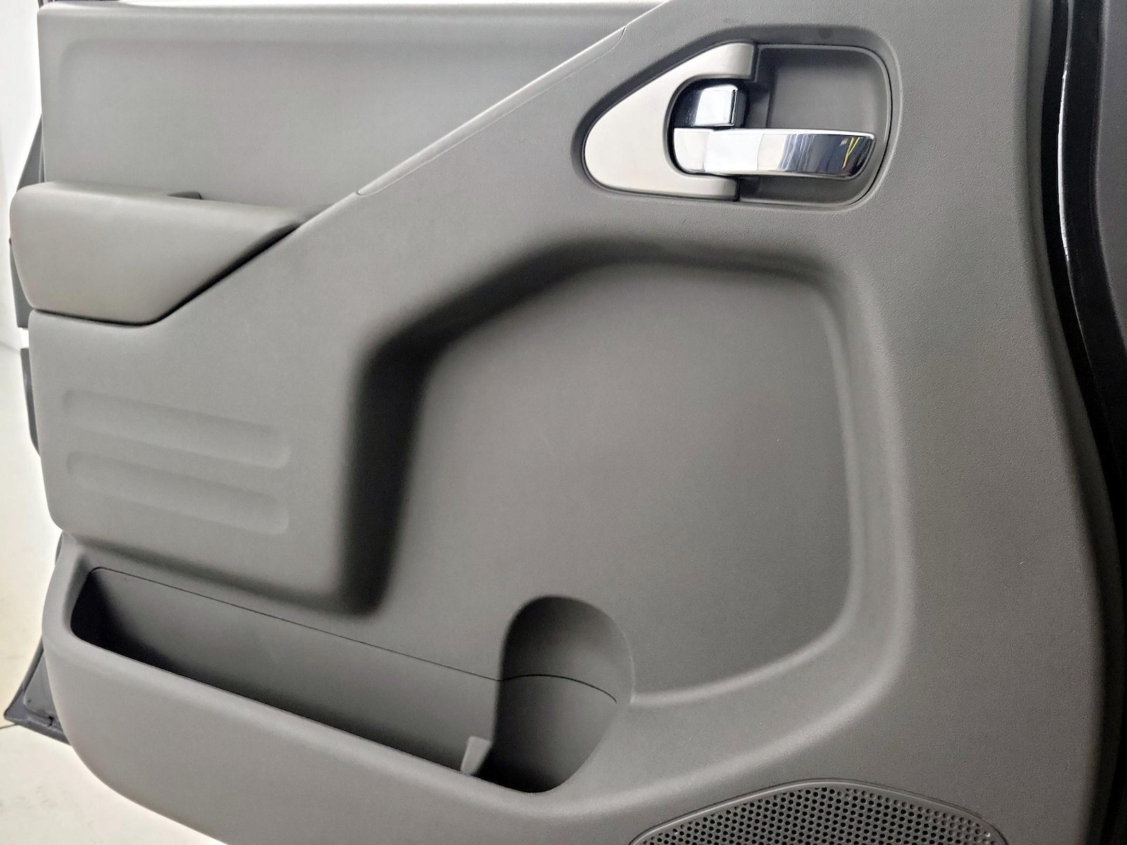 2018 Nissan Frontier SV - Photo 13