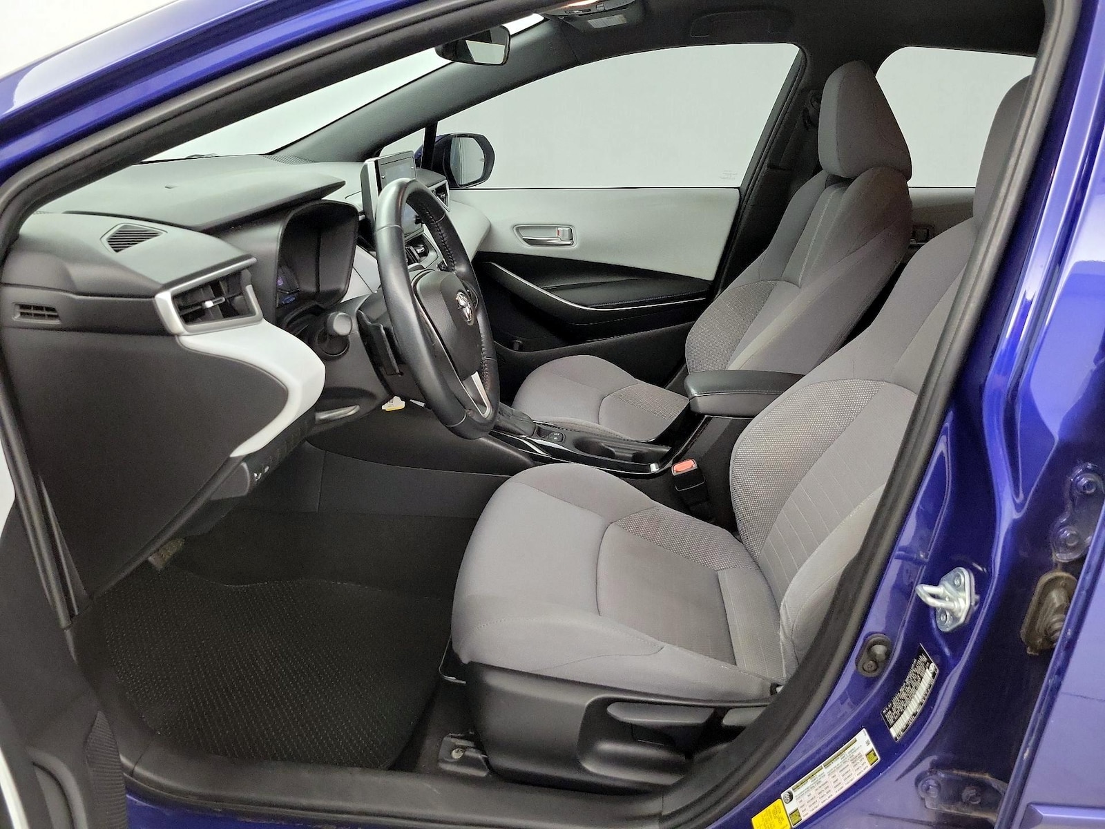 Power Seat(s) & Side Airbags