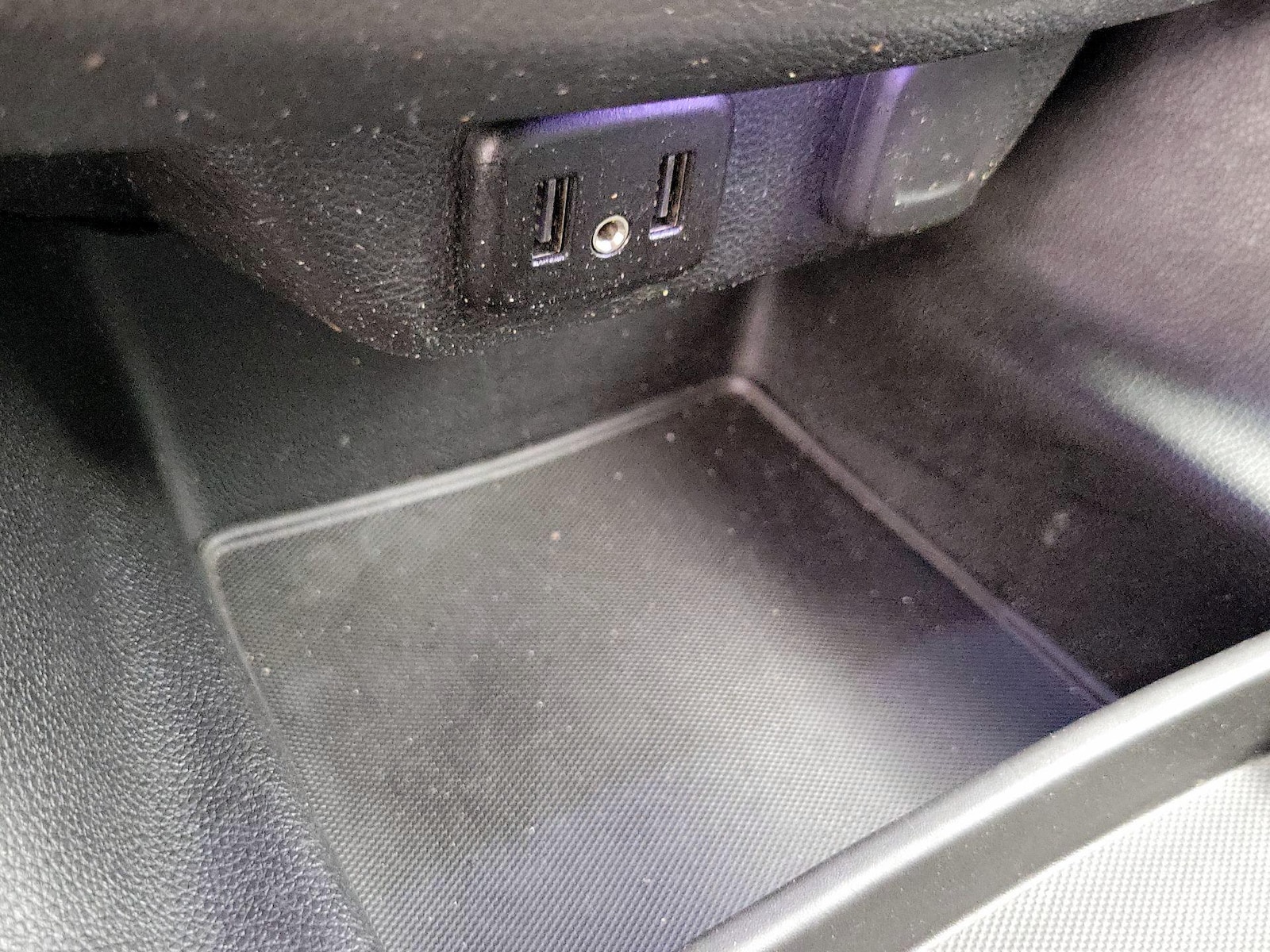 2020 Chevrolet Traverse LS - Photo 19