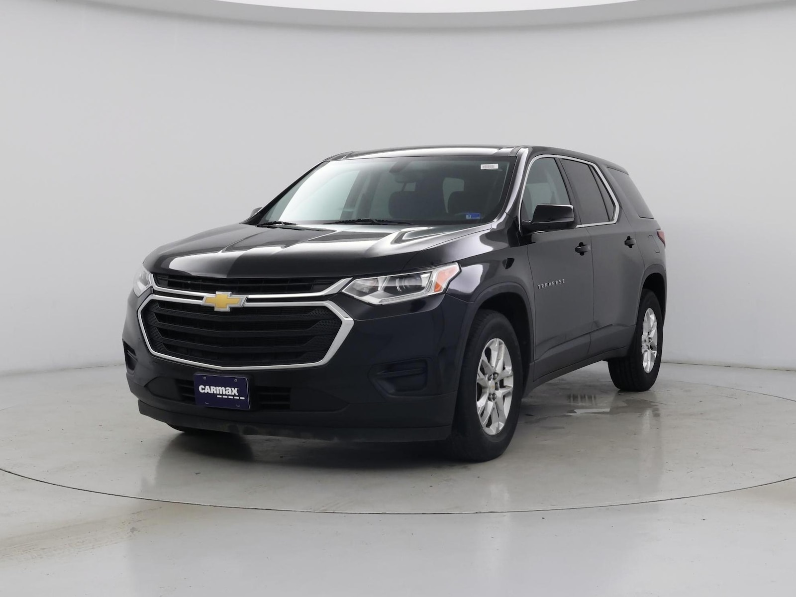 2020 Chevrolet Traverse LS - Photo 5