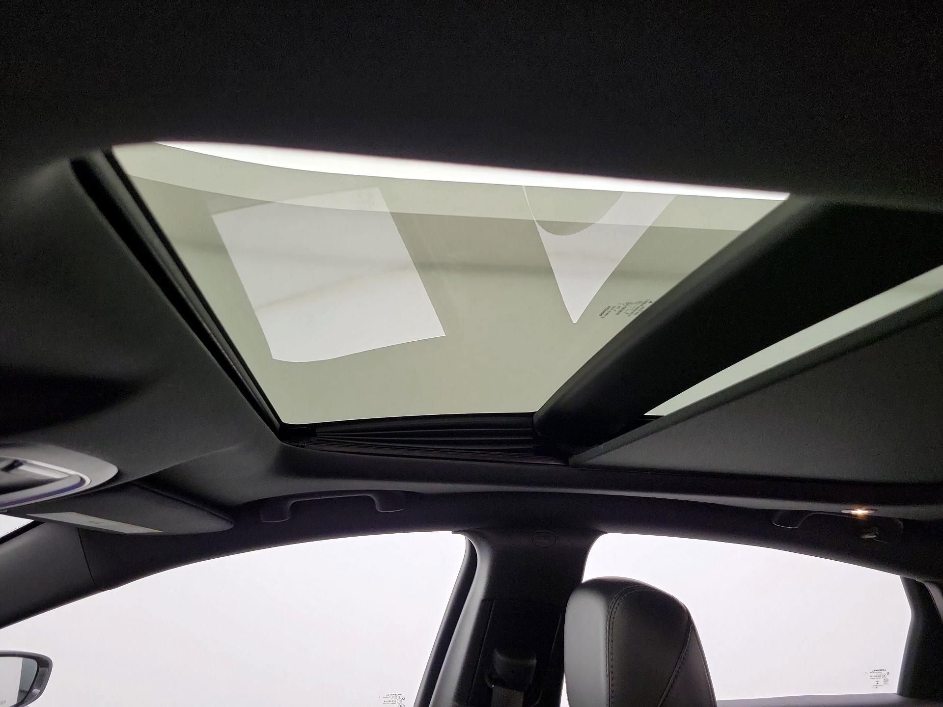 Thumbnail: 2015 Chrysler 200 - 20