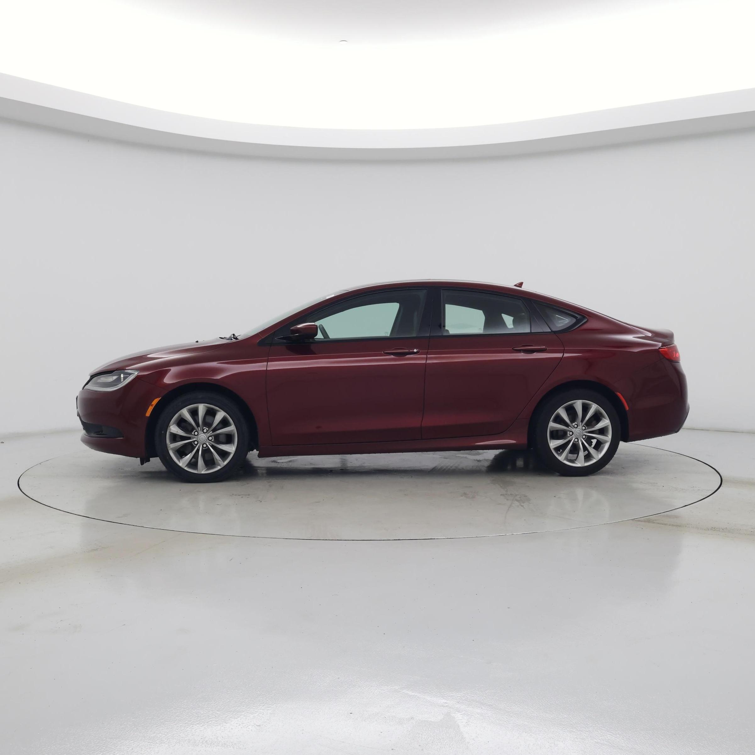 Thumbnail: 2015 Chrysler 200 - 3