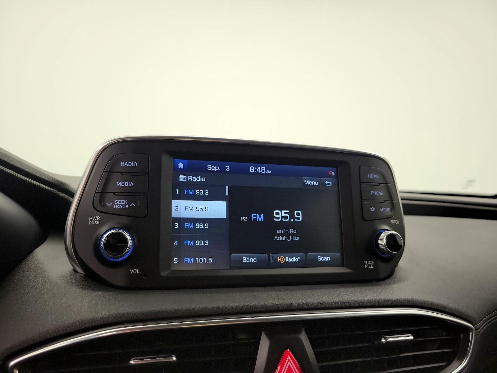 2020 Hyundai Santa Fe SEL - Photo 16