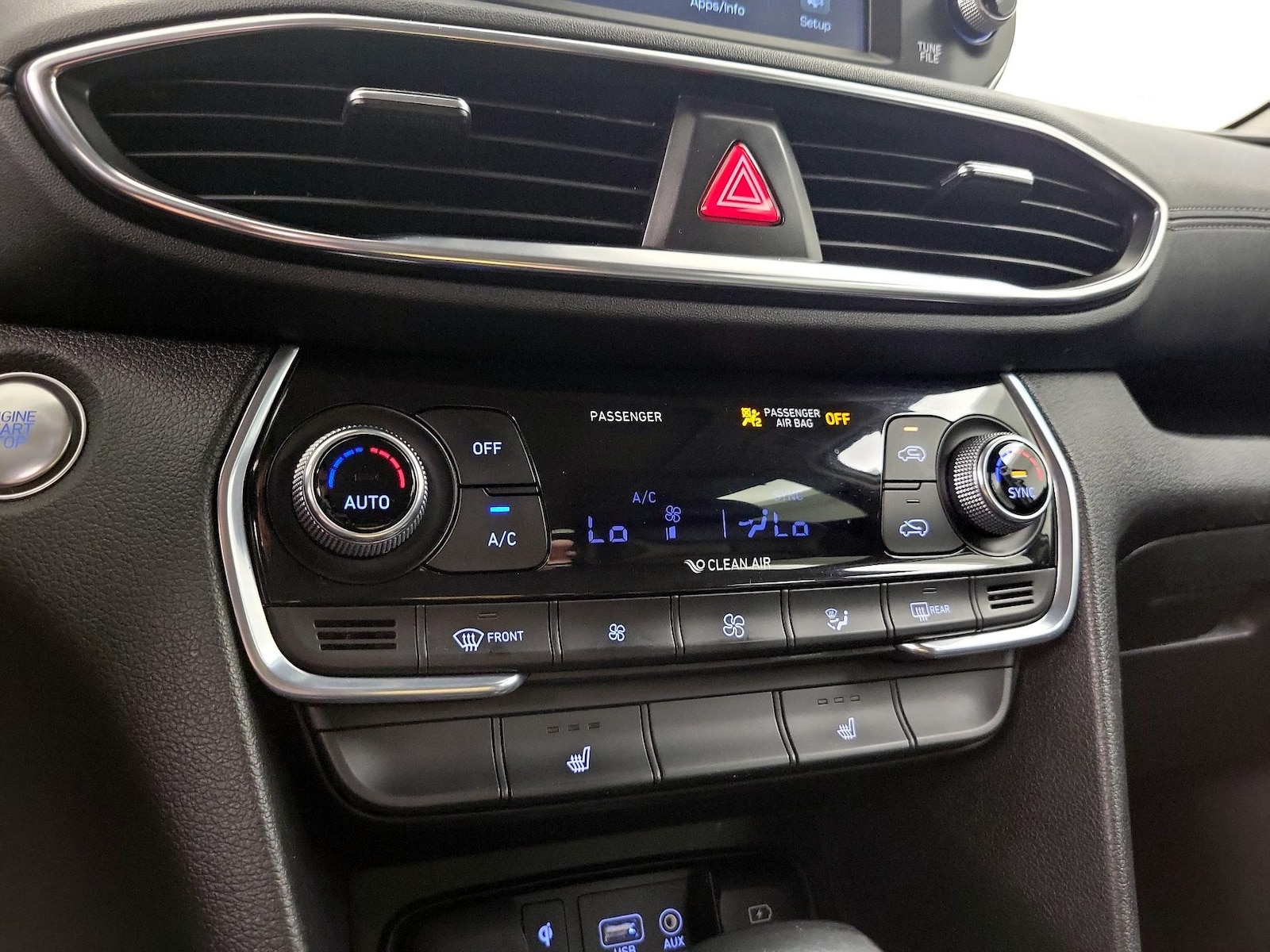 2020 Hyundai Santa Fe SEL - Photo 17