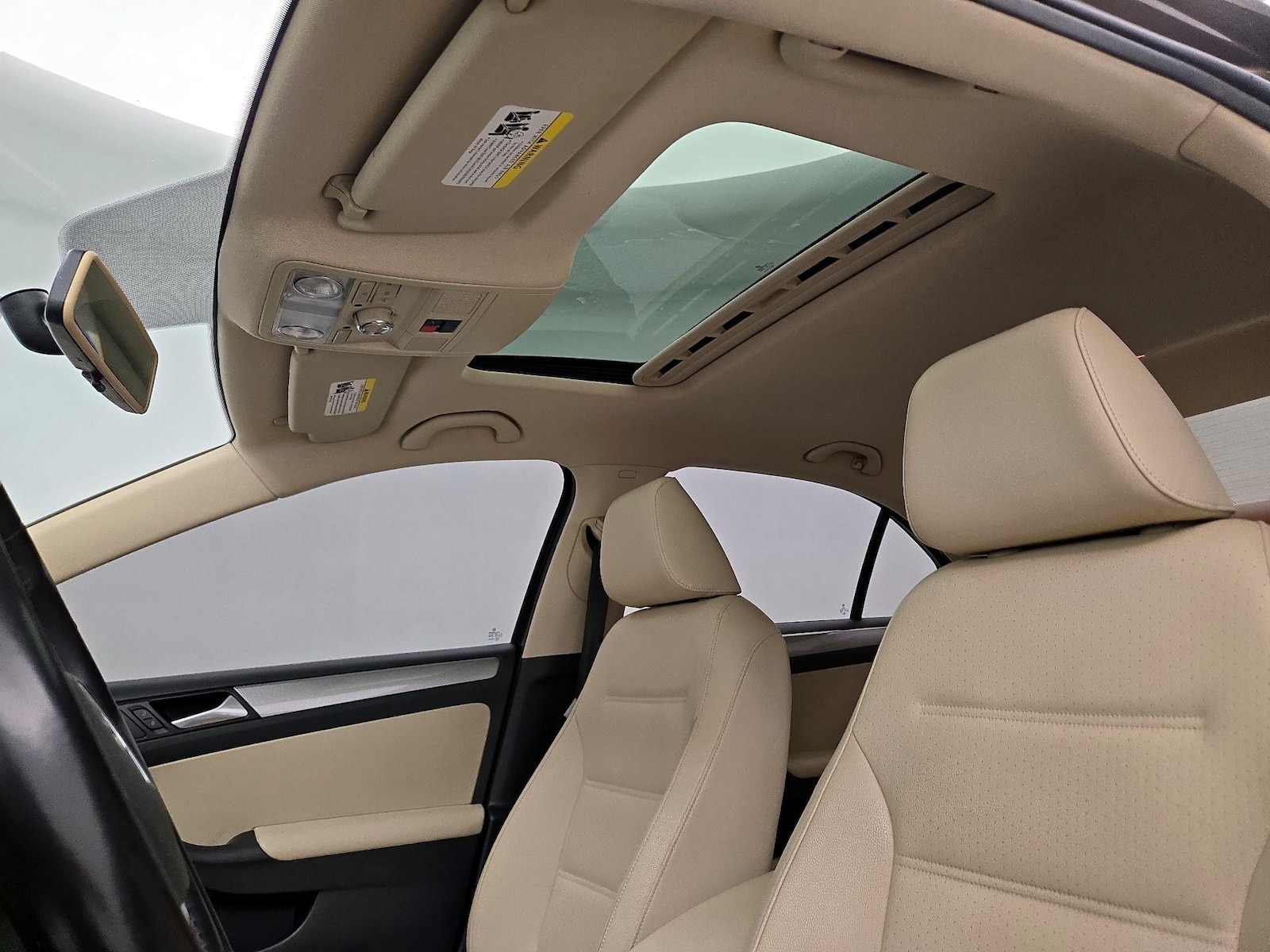 Sunroof(s) & Overhead Airbags