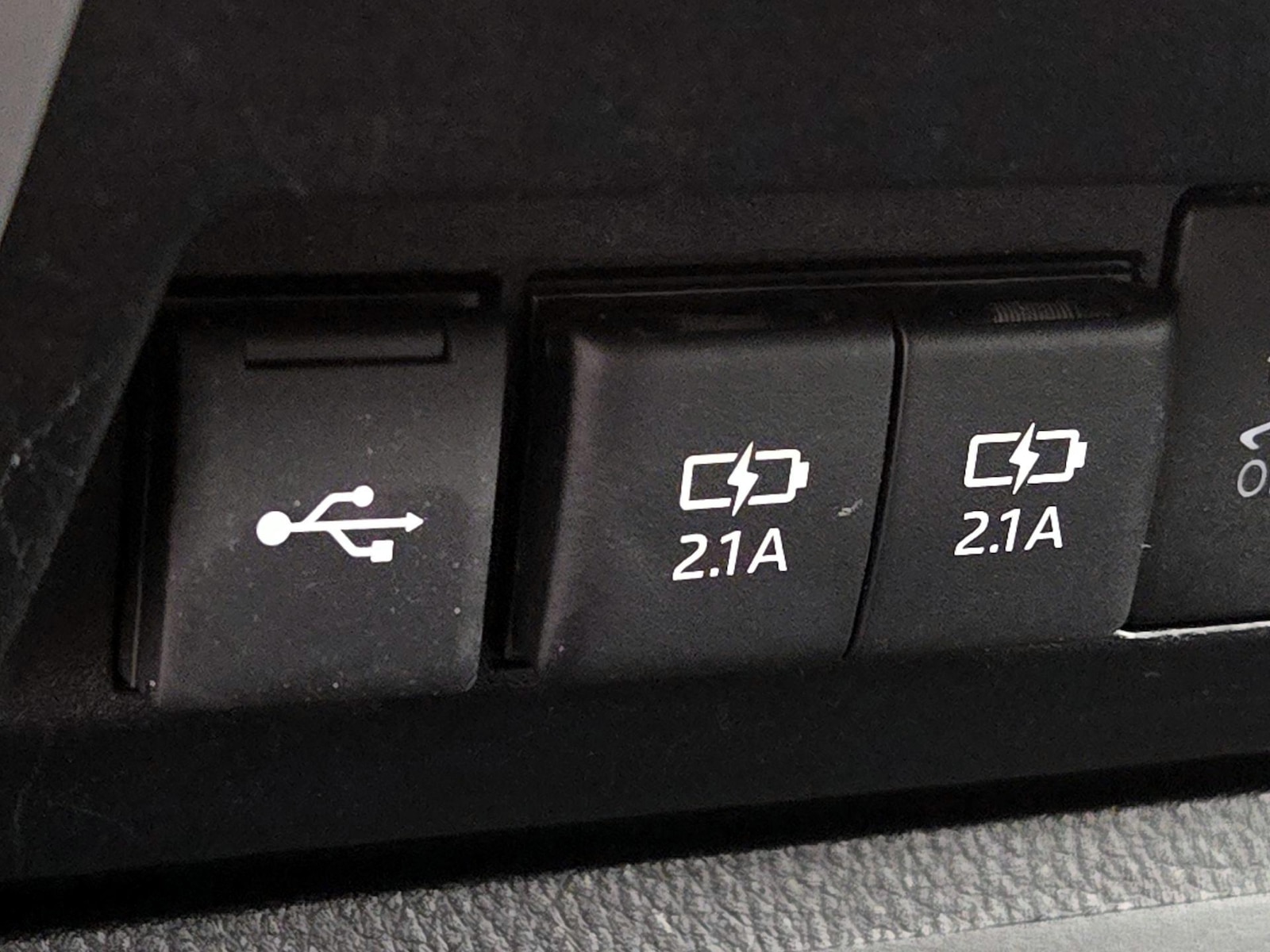2021 Toyota Tundra SR5 - Photo 19