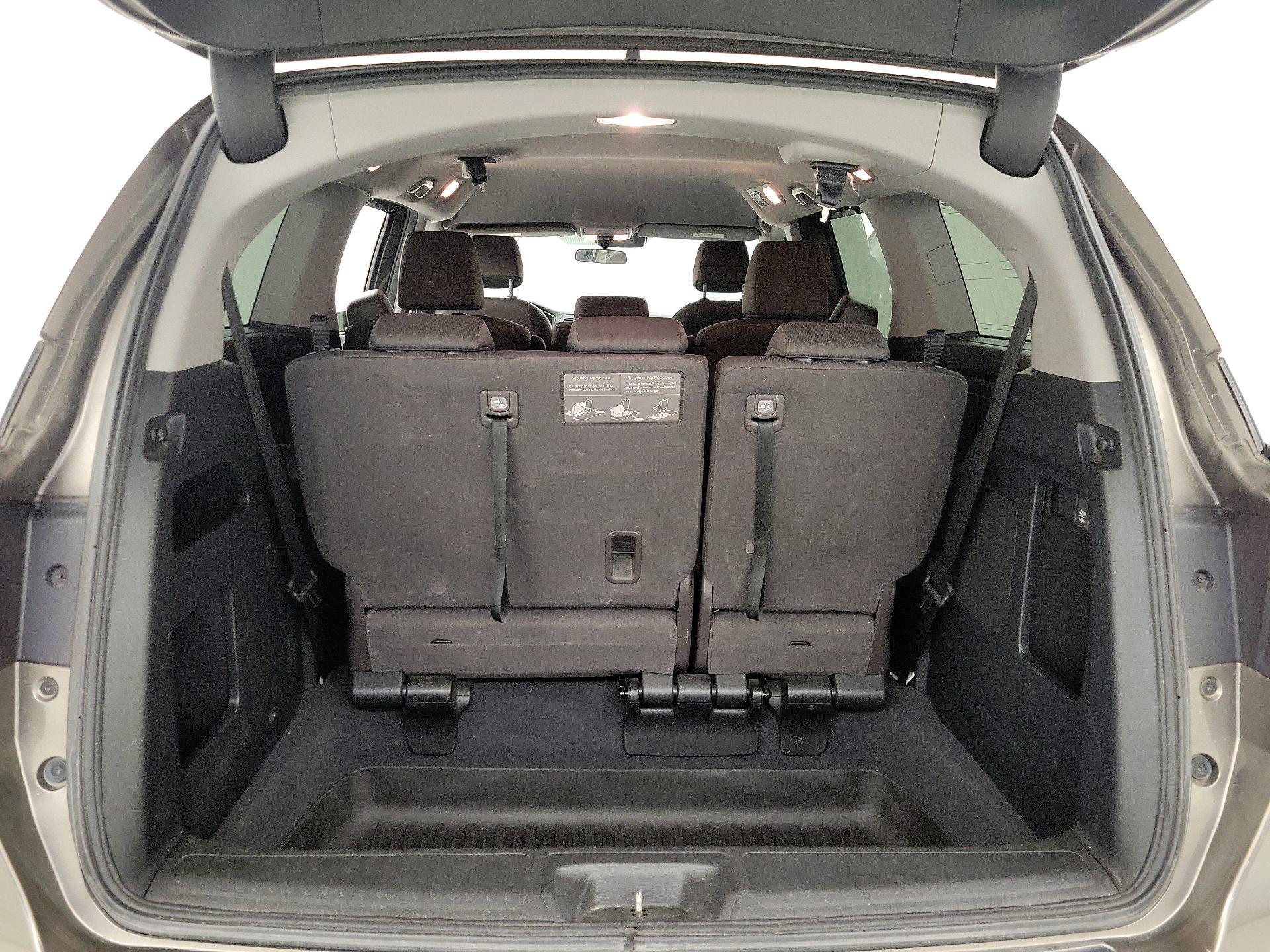 Thumbnail: 2020 Honda Odyssey - 20