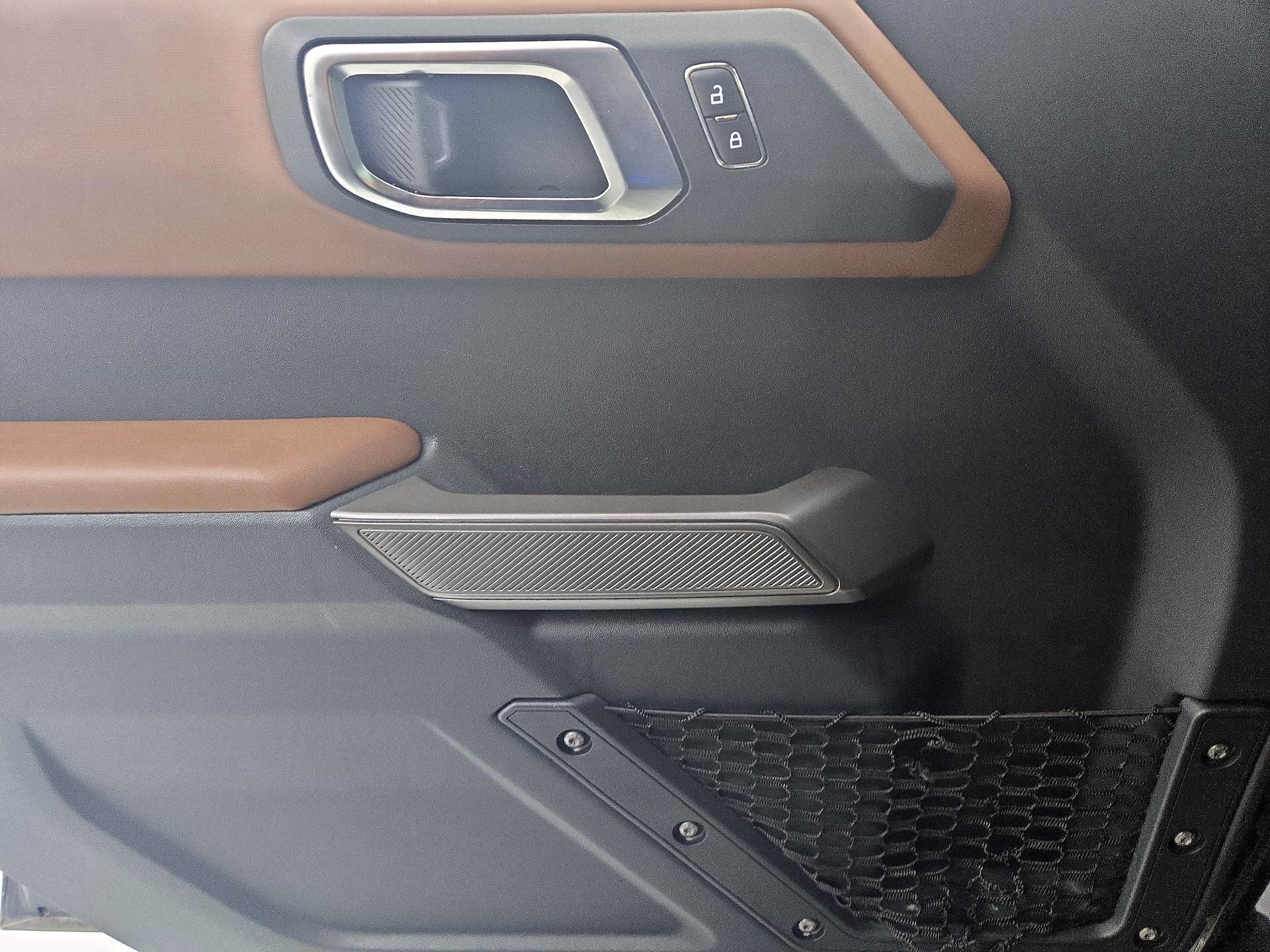 Thumbnail: 2021 Ford Bronco - 12