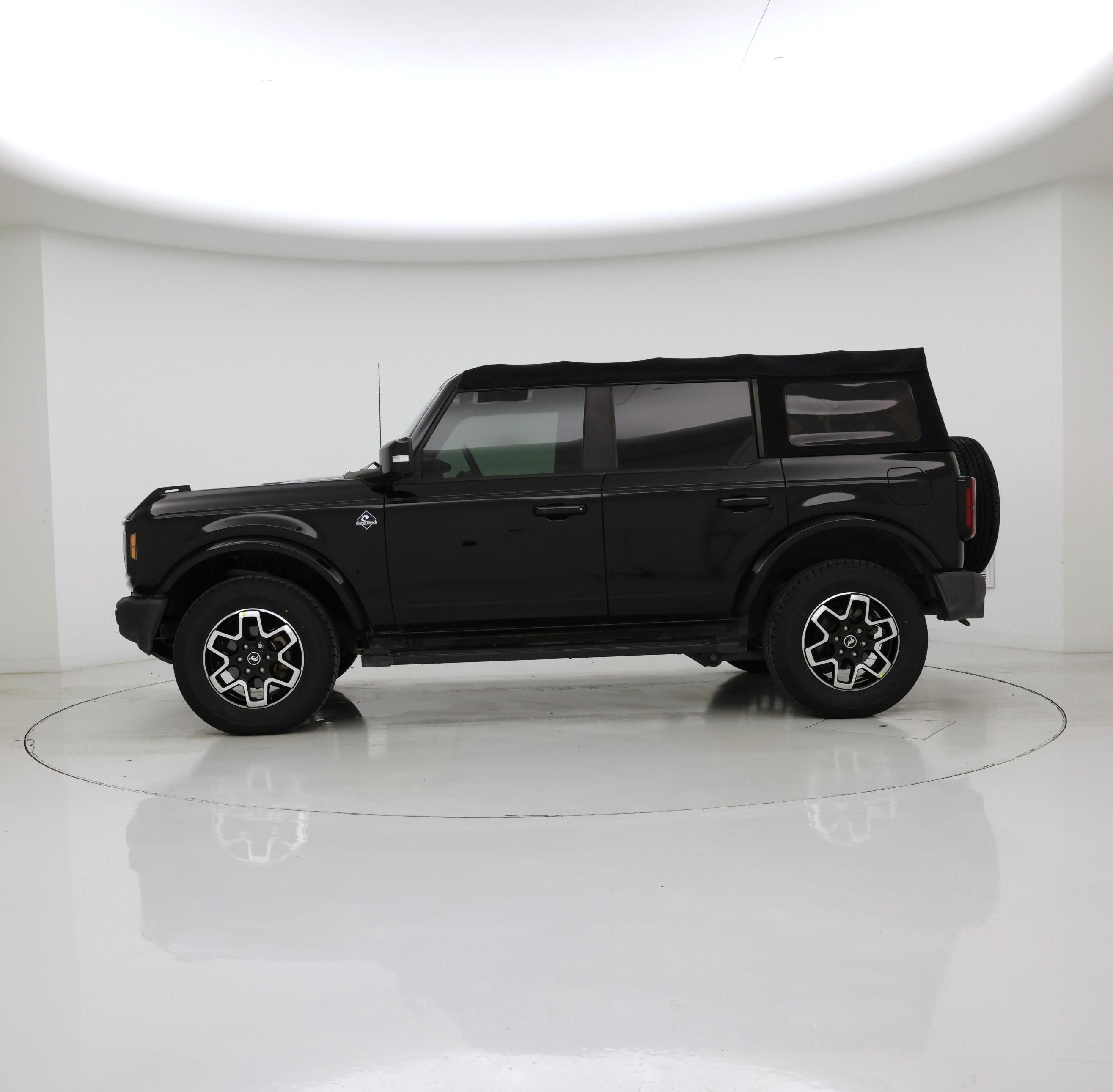 Thumbnail: 2021 Ford Bronco - 3