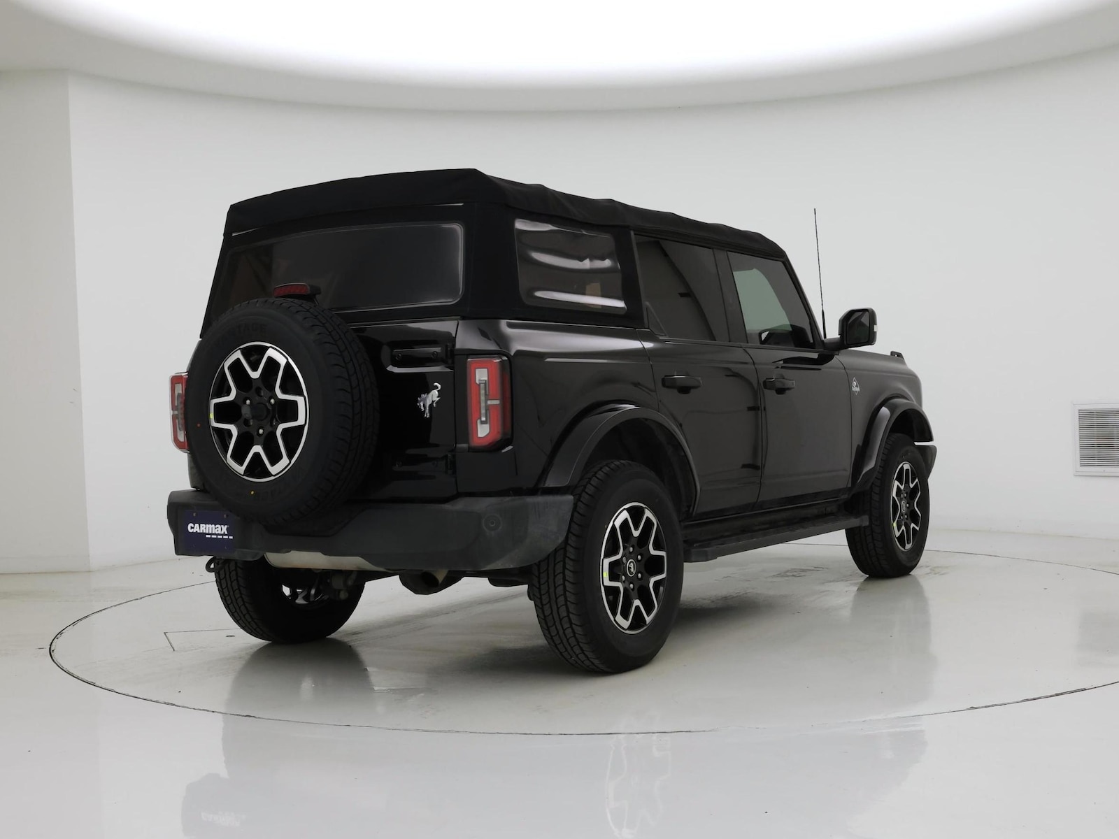 2021 Ford Bronco 4-Door Outer Banks - Photo 9