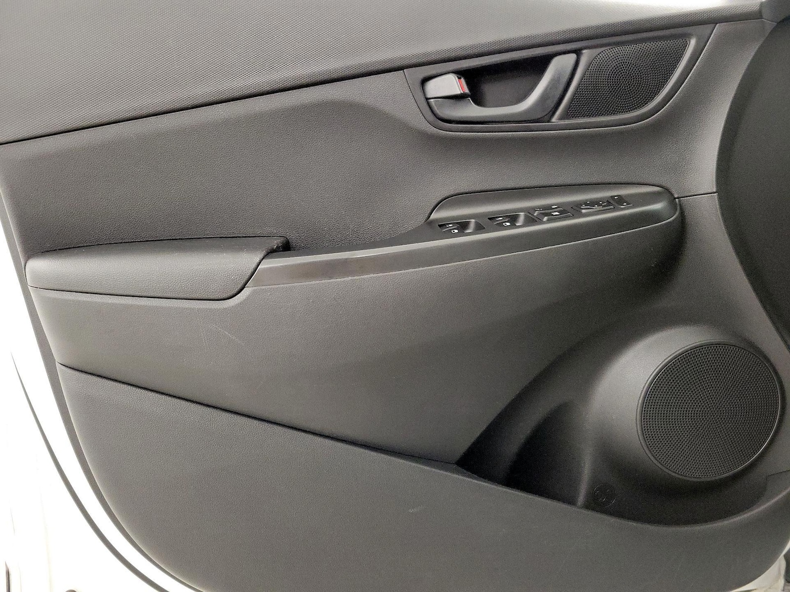 2021 Hyundai Kona SE - Photo 13
