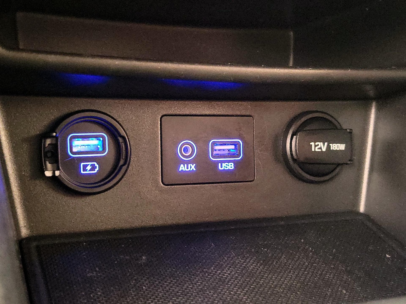 2021 Hyundai Kona SE - Photo 19