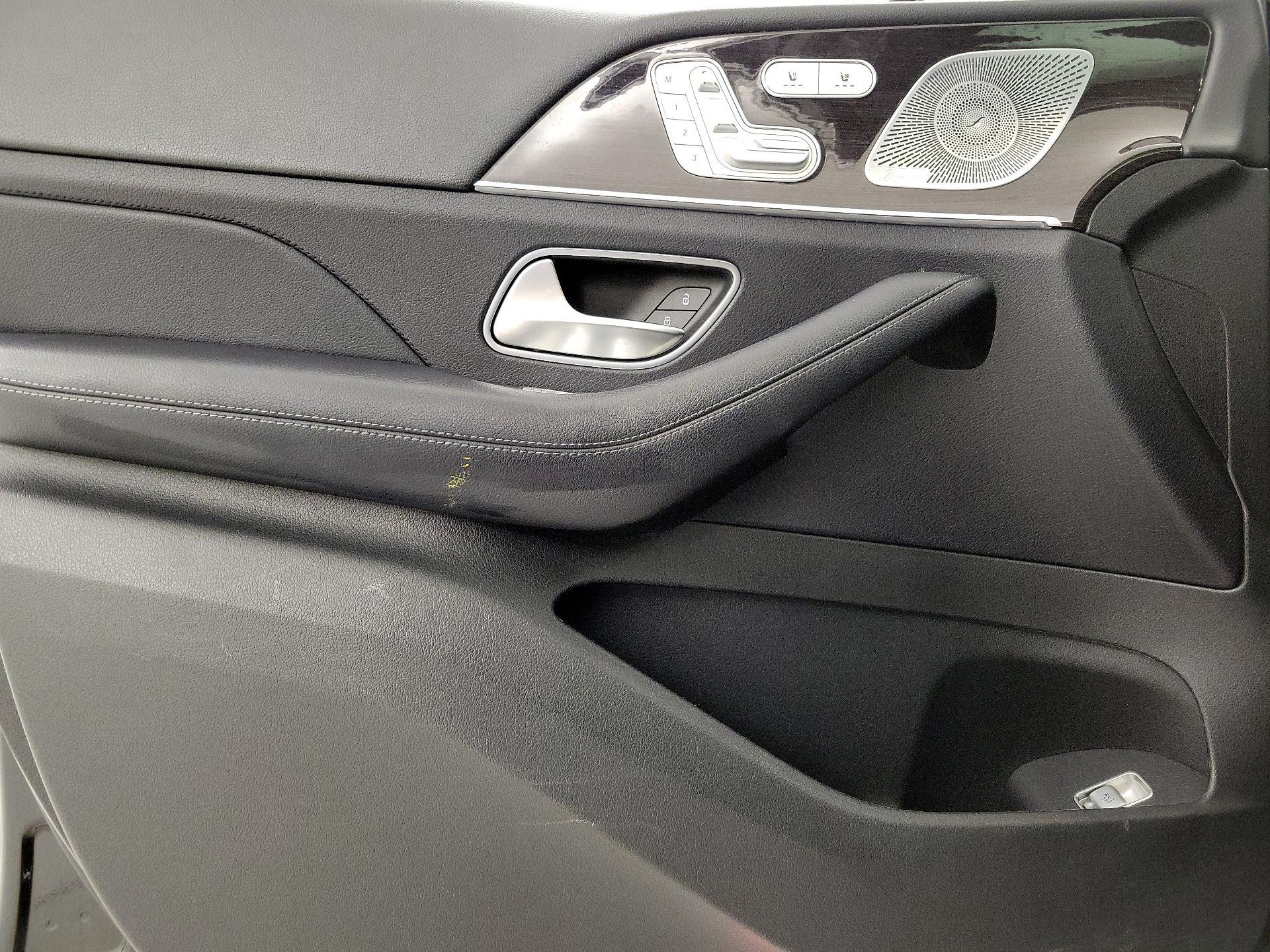 Thumbnail: 2020 Mercedes-Benz GLE - 12
