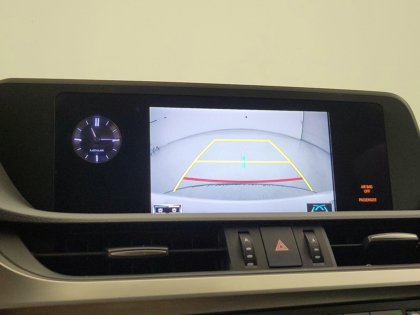2020 Lexus ES 350 - Photo 14