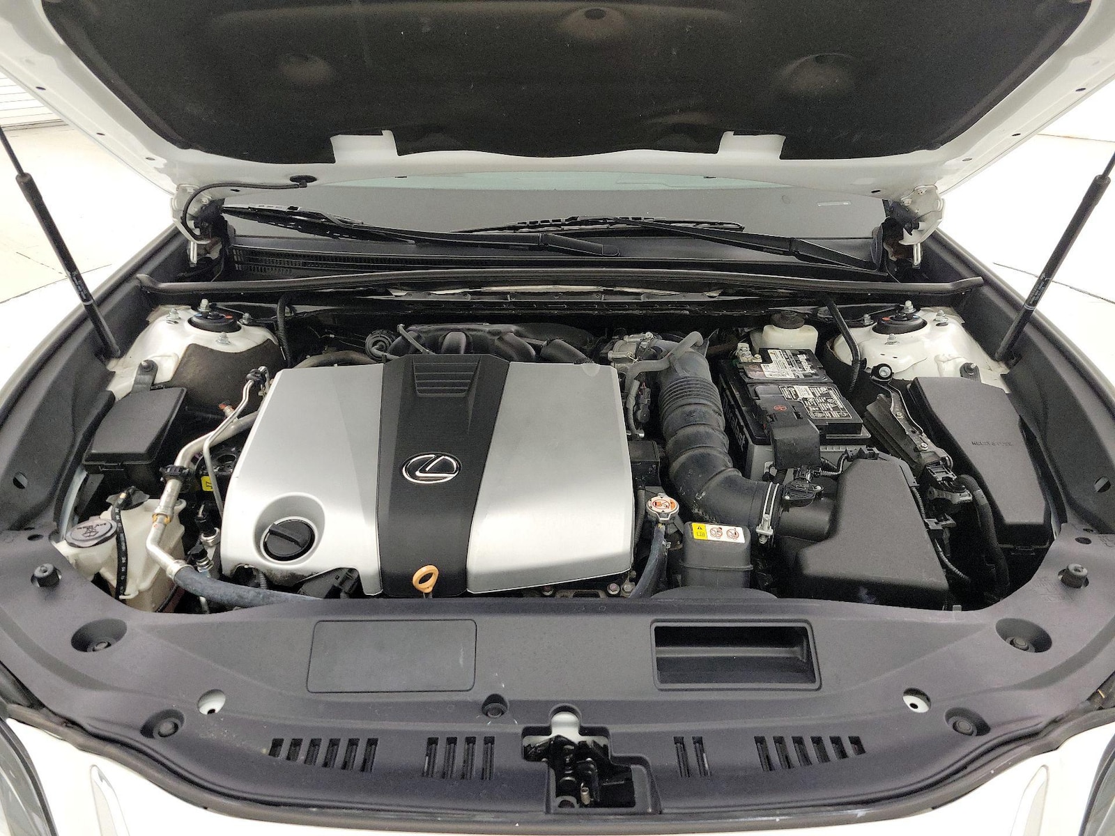 2020 Lexus ES 350 - Photo 22