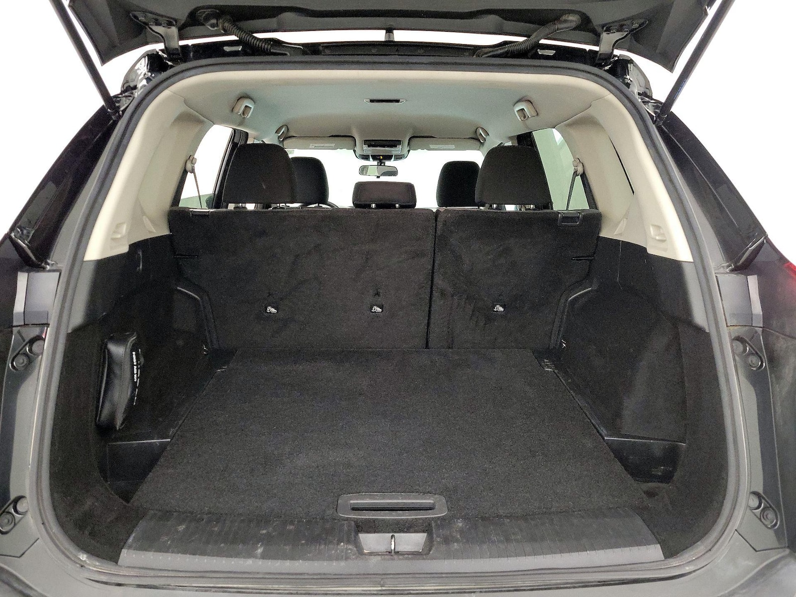 2021 Nissan Rogue SV - Photo 20