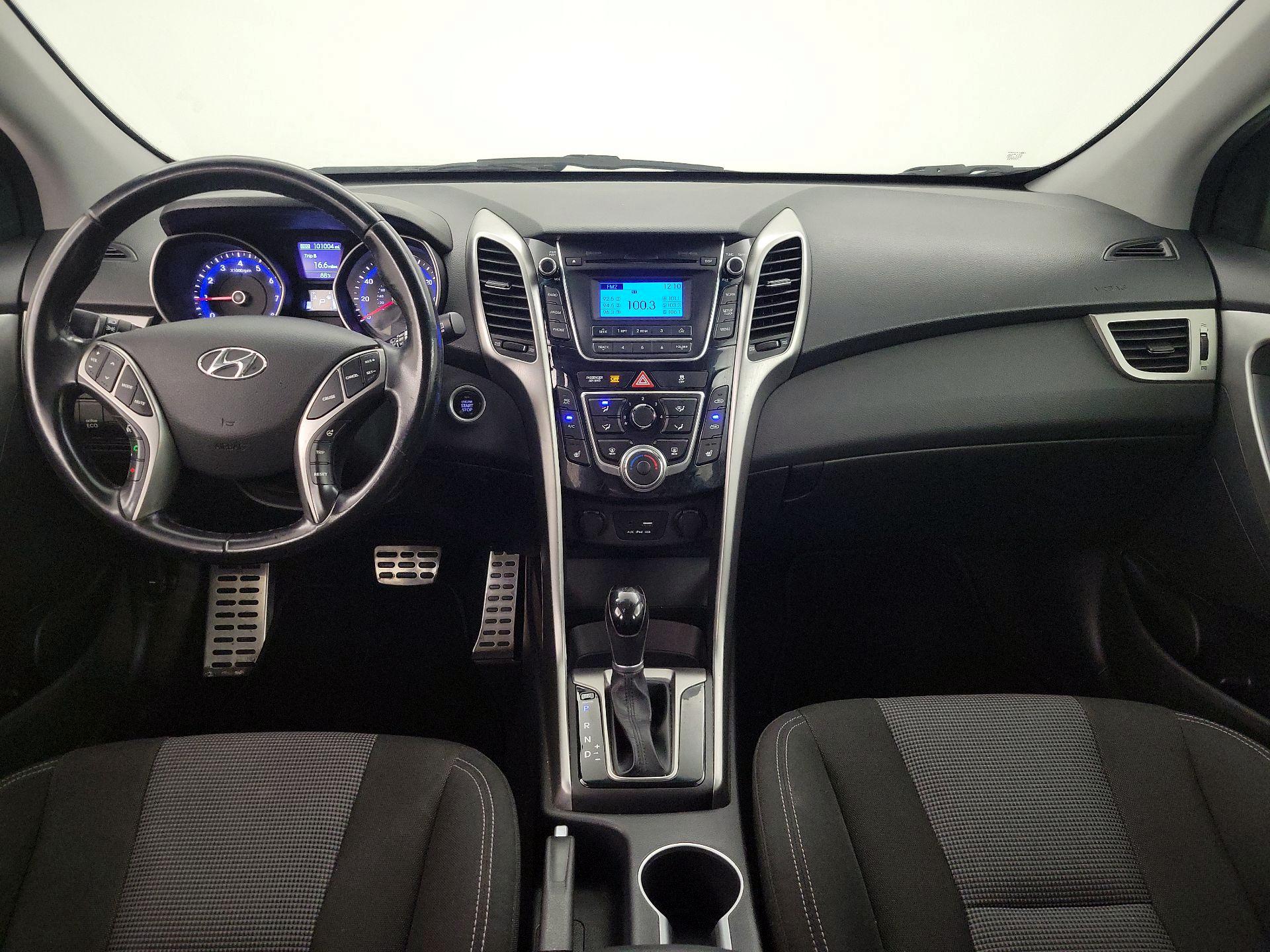 Thumbnail: 2016 Hyundai Elantra - 9